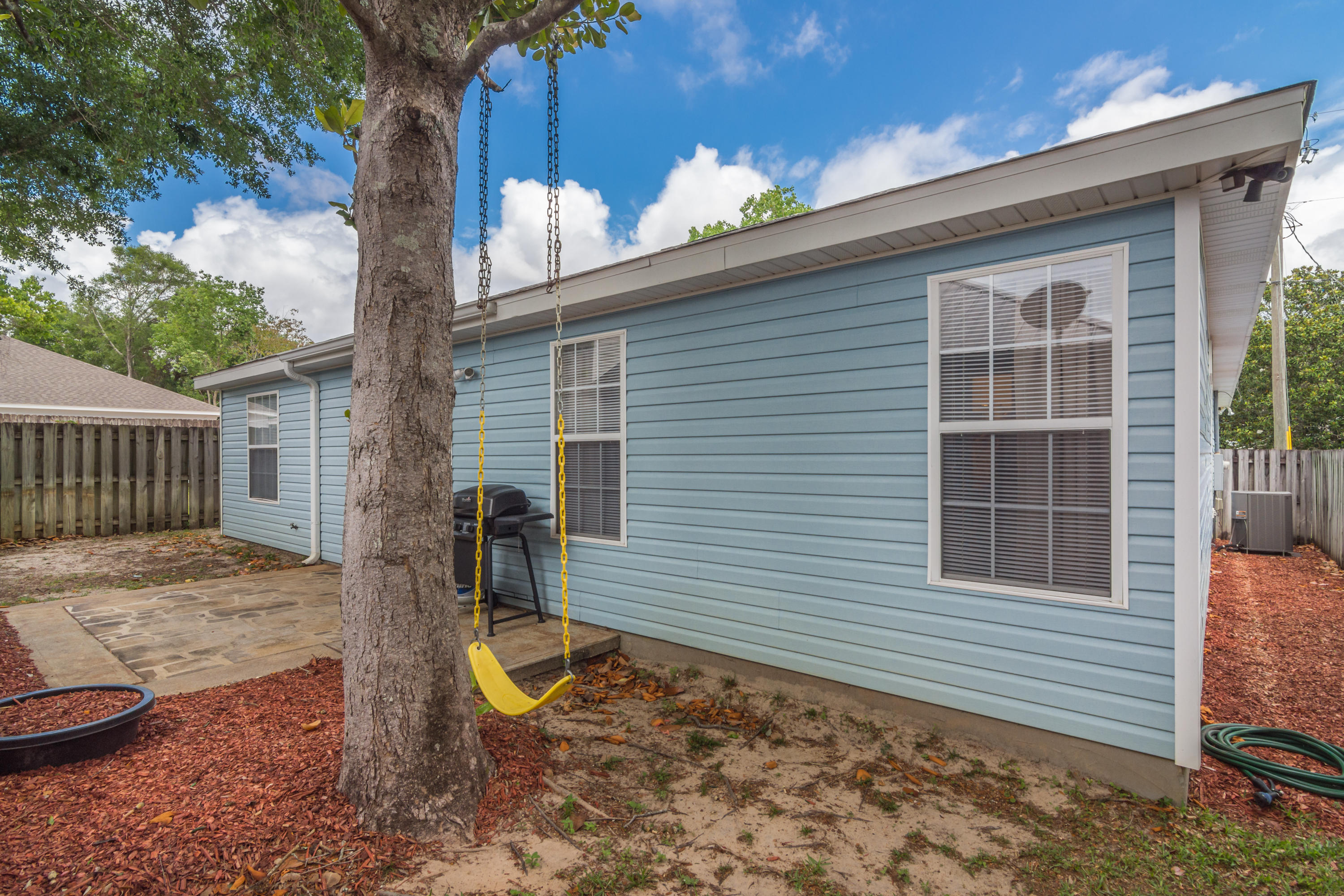 HARLAN SQUARE S/D - Residential