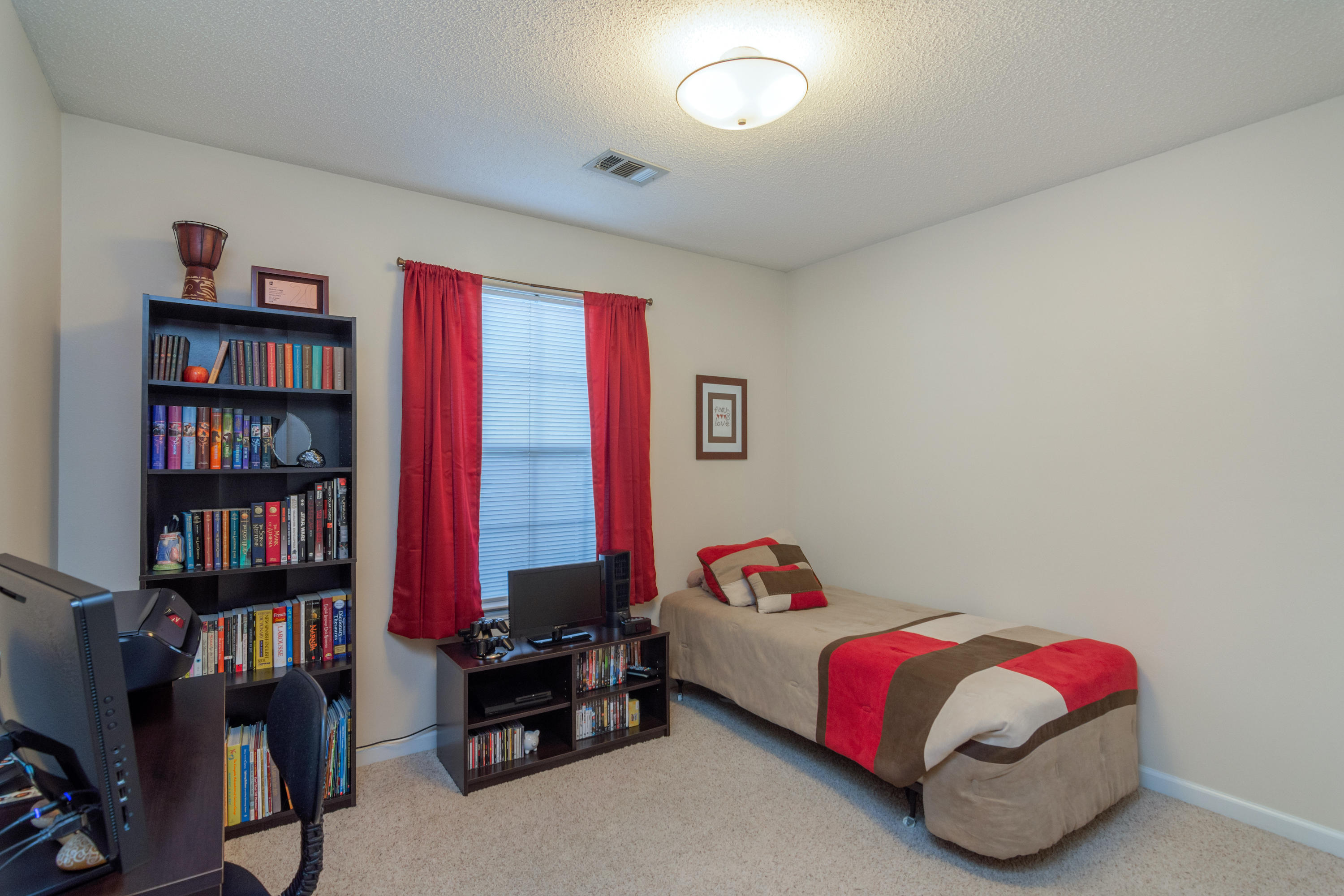 HARLAN SQUARE S/D - Residential