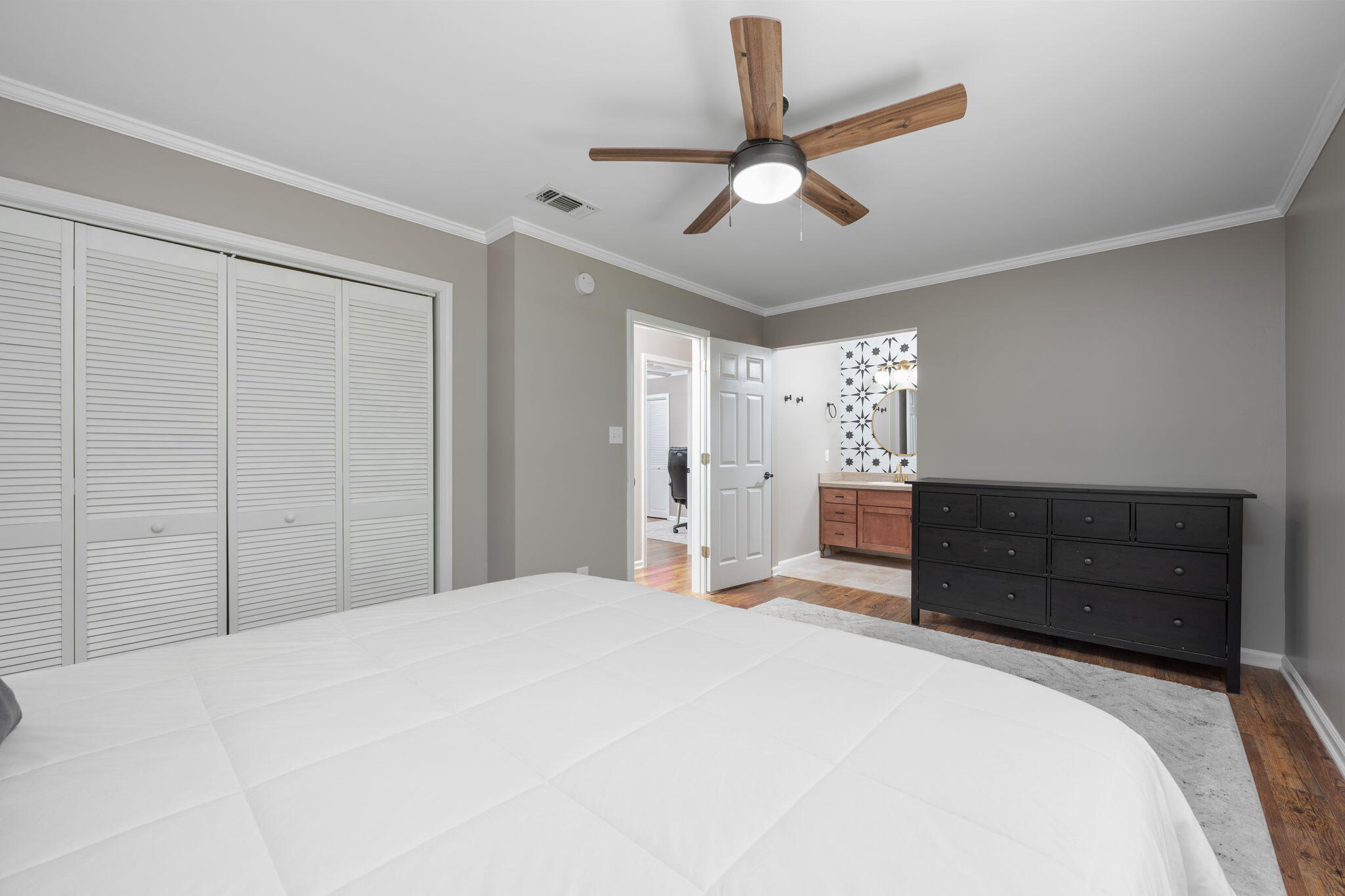 SCENIC HEIGHTS - Residential