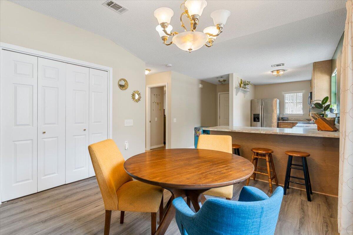 SHOAL CREEK VILLAS - Residential
