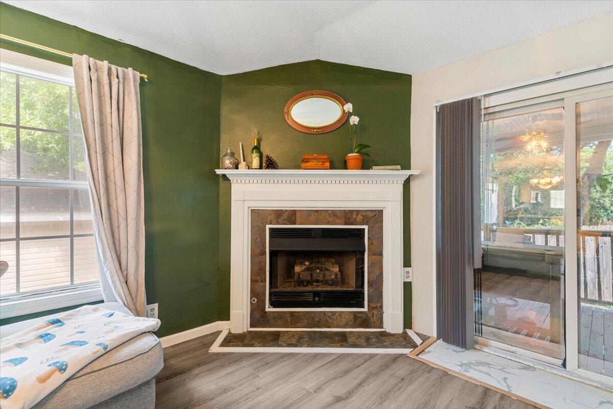 SHOAL CREEK VILLAS - Residential