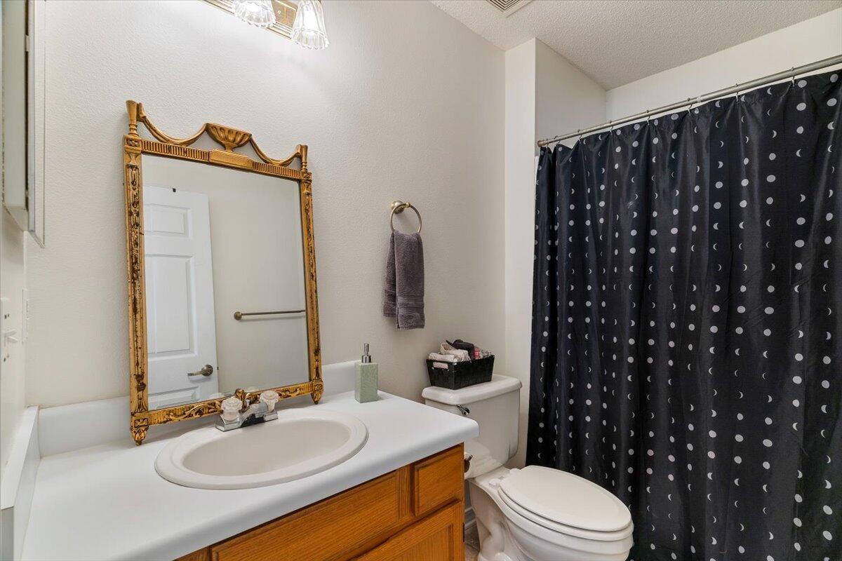 SHOAL CREEK VILLAS - Residential