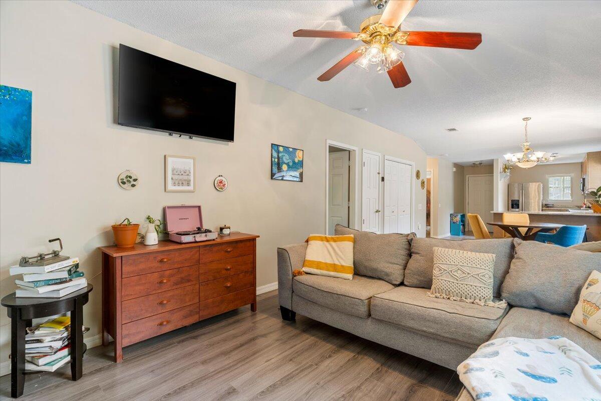 SHOAL CREEK VILLAS - Residential