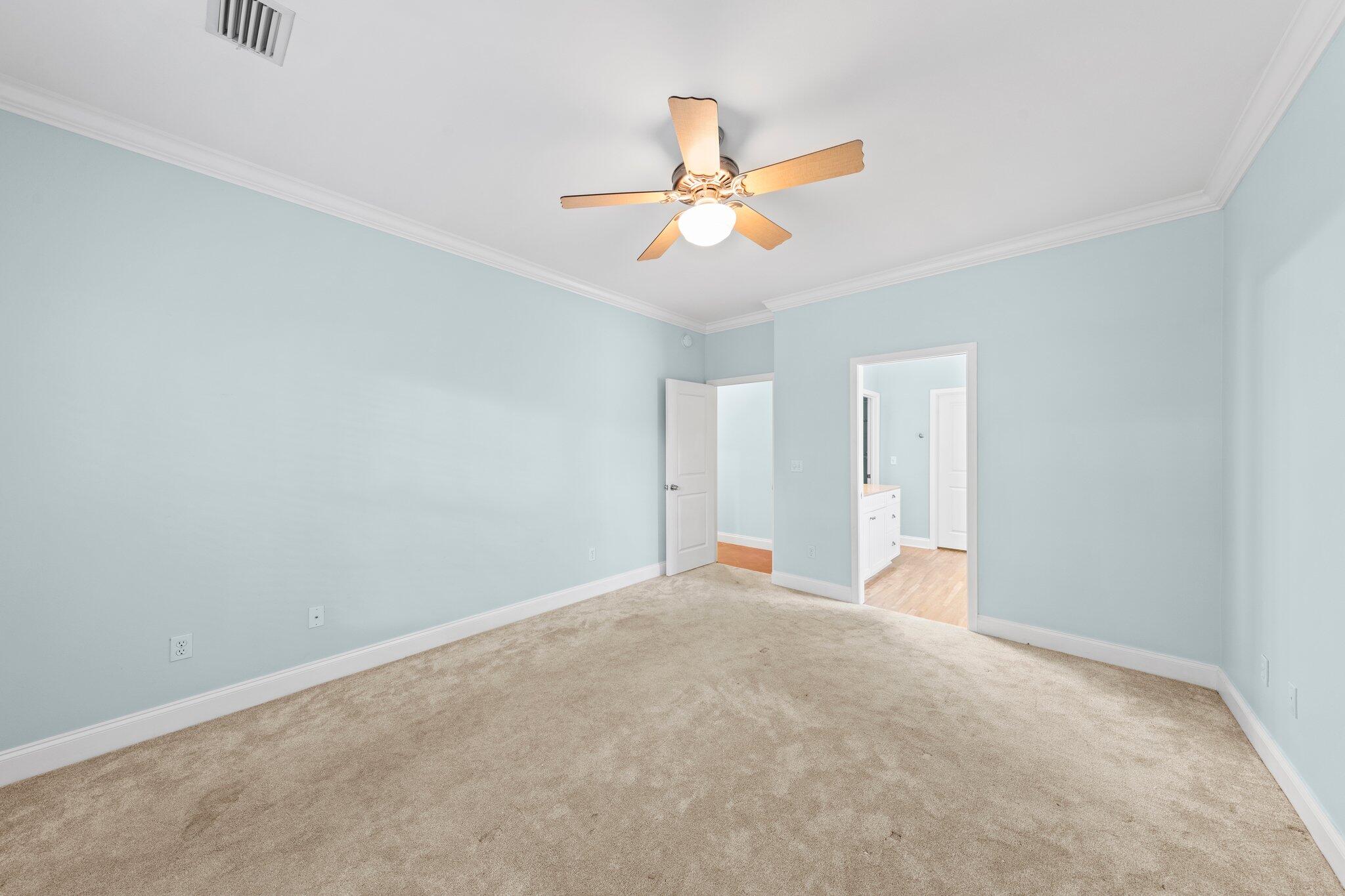 ELLIOTTS POINT - Residential