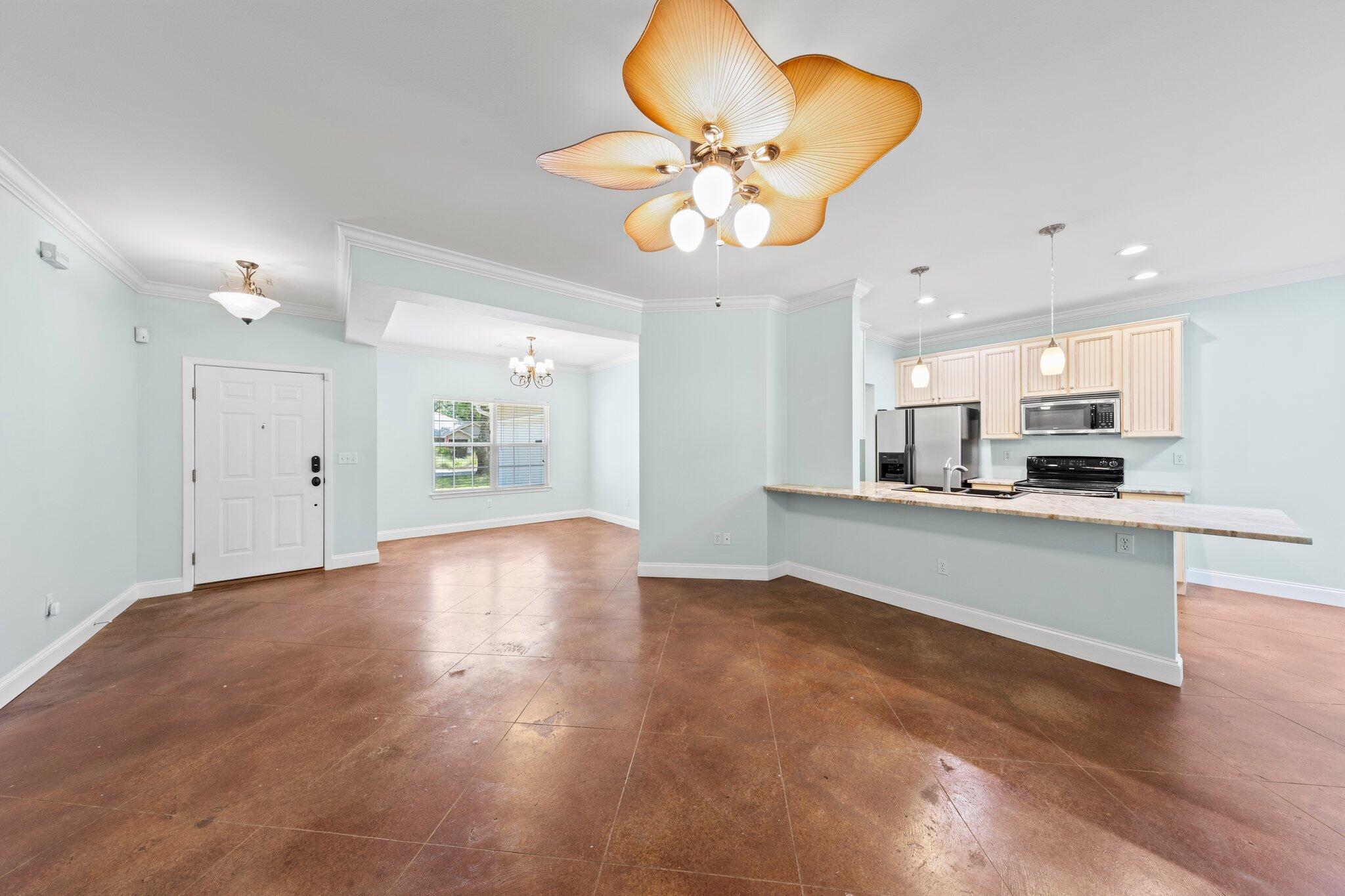 ELLIOTTS POINT - Residential