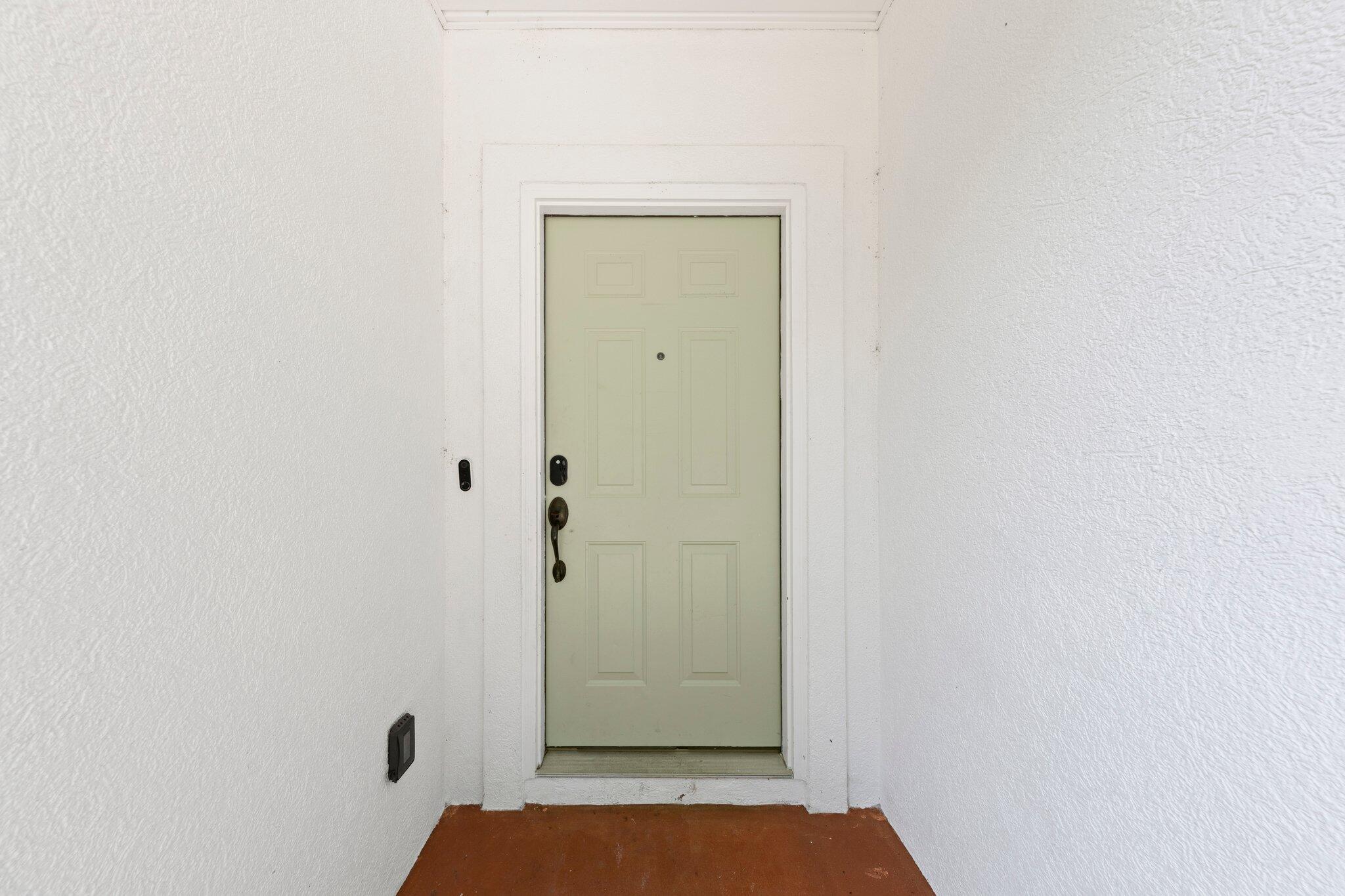 ELLIOTTS POINT - Residential