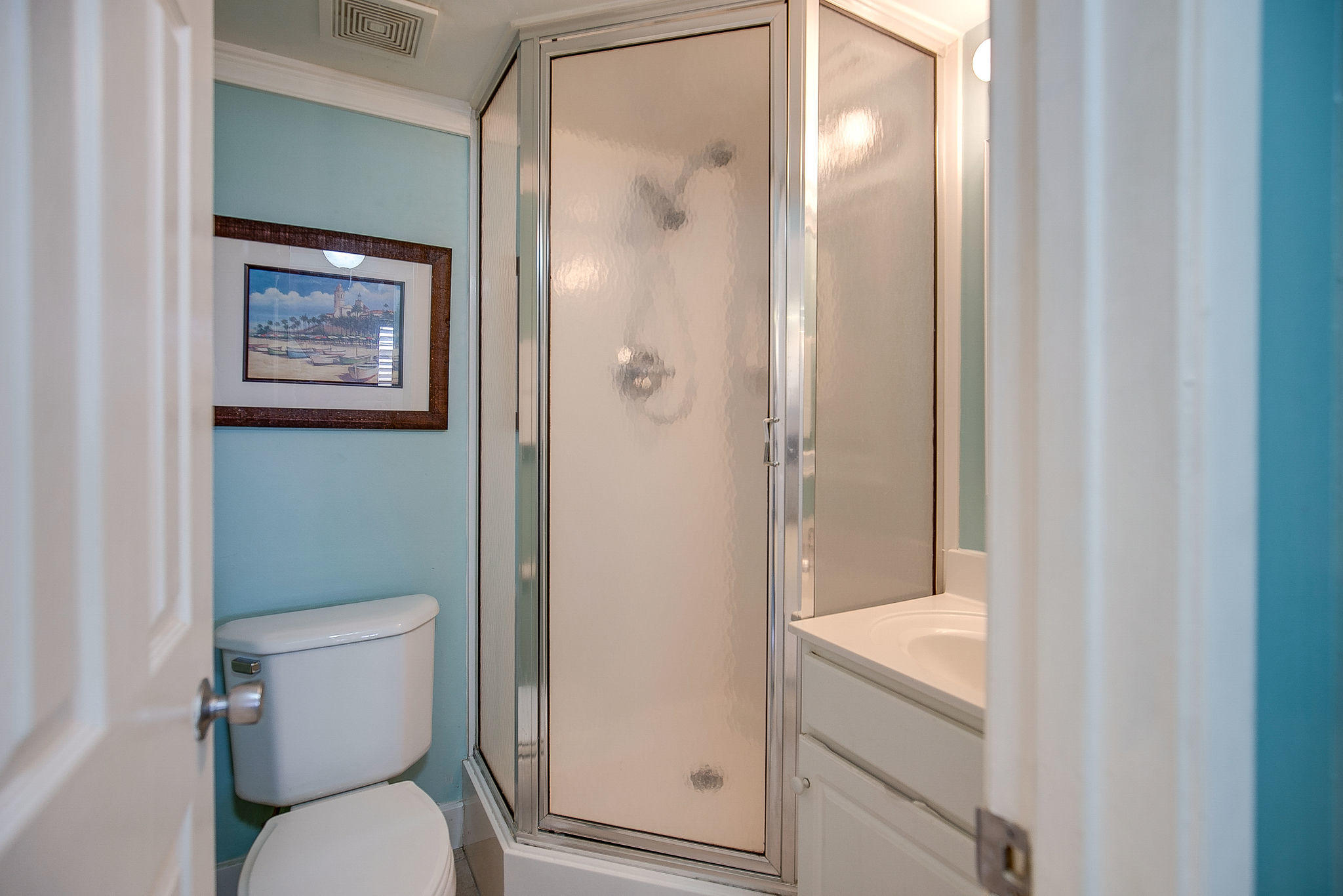 EL MATADOR CONDO - Residential