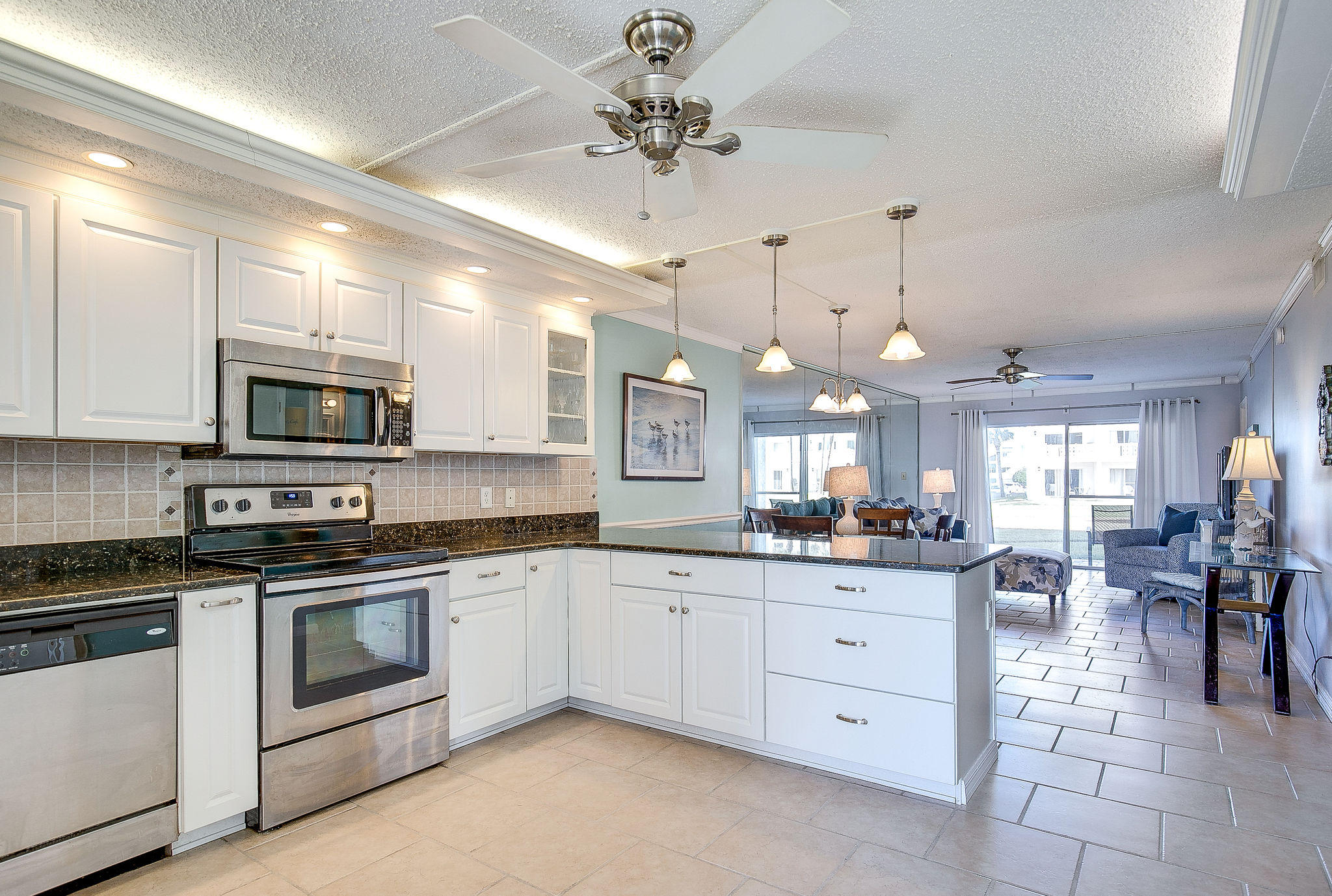 EL MATADOR CONDO - Residential