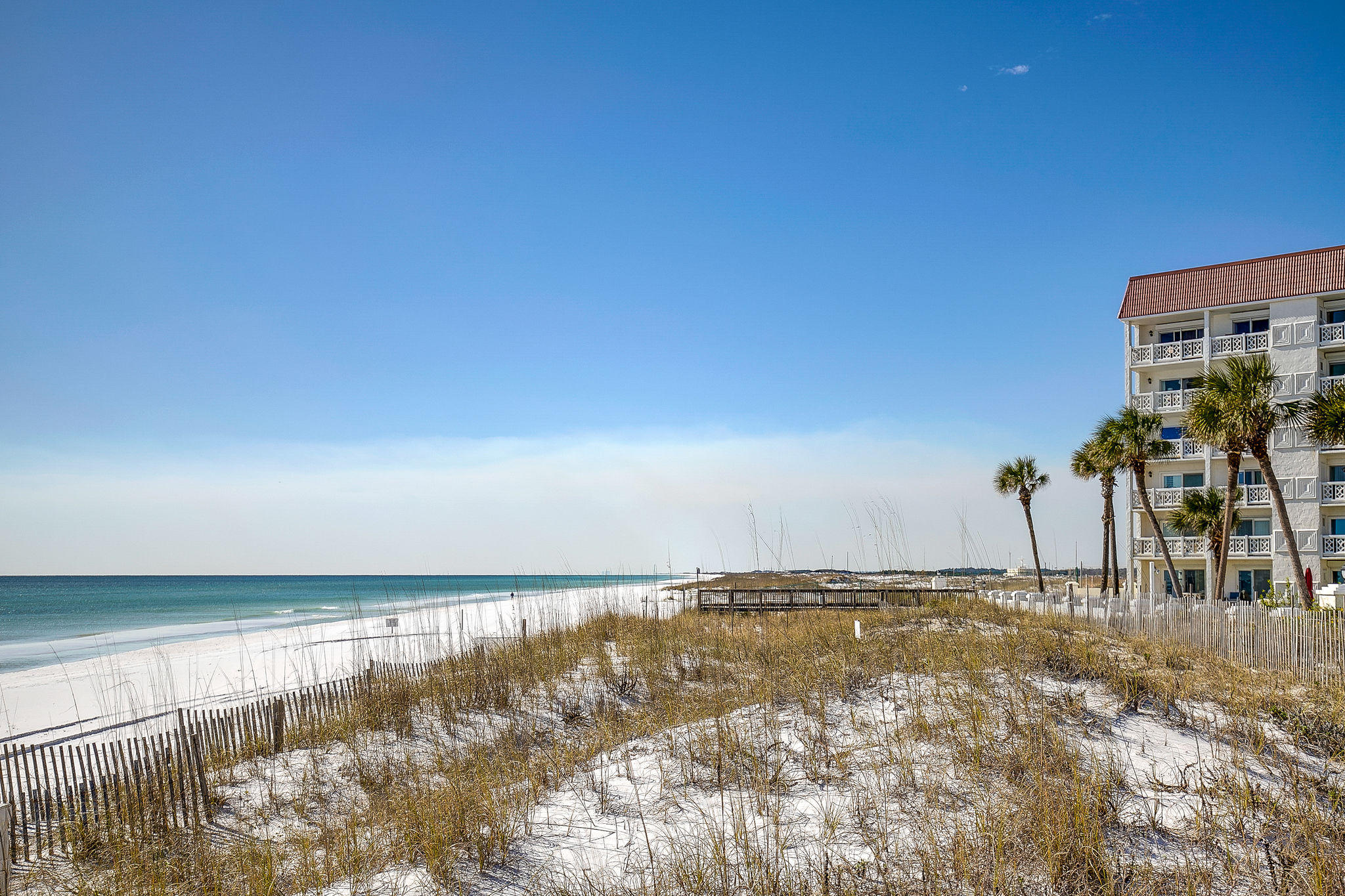 EL MATADOR CONDO - Residential