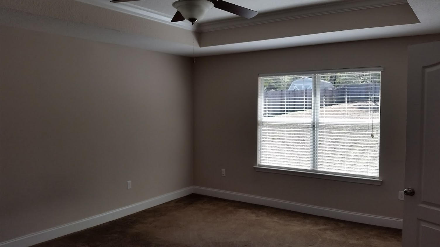 SILVER SPRINGS EST - Residential