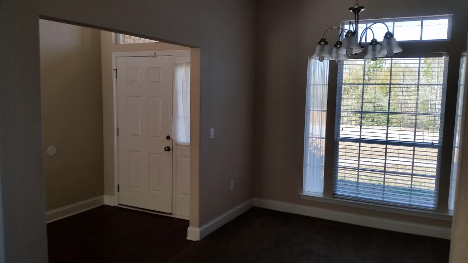 SILVER SPRINGS EST - Residential