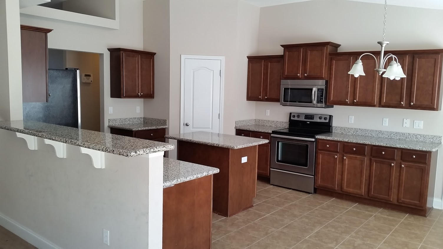 SILVER SPRINGS EST - Residential