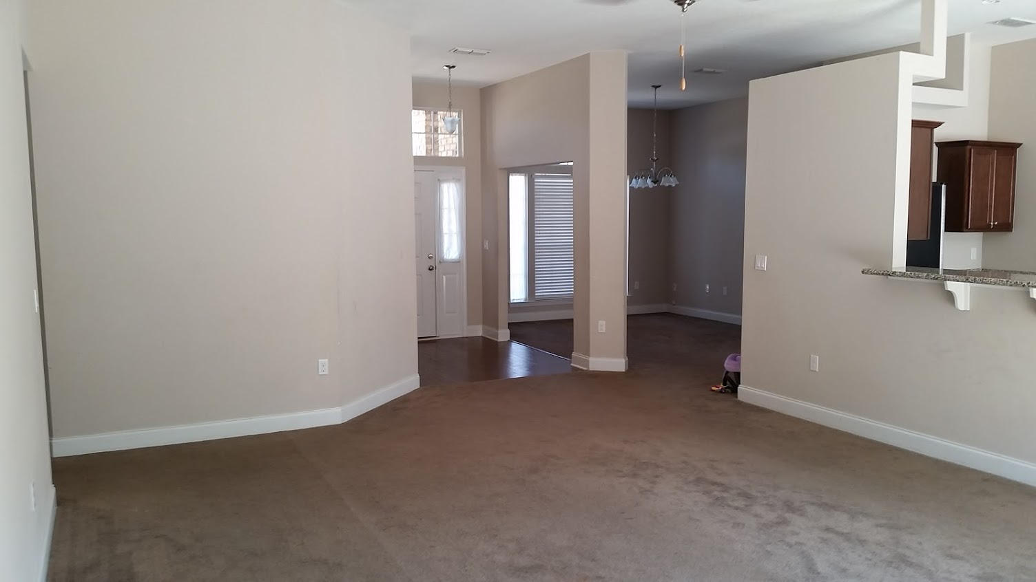 SILVER SPRINGS EST - Residential