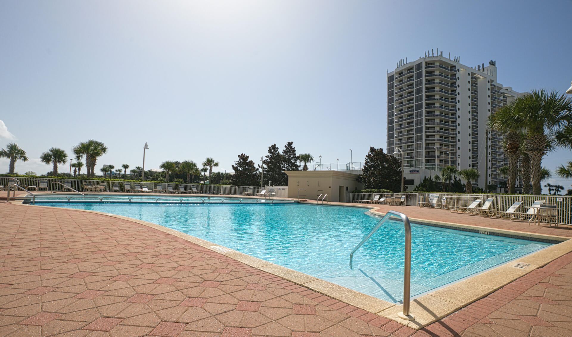 ARIEL DUNES - Residential