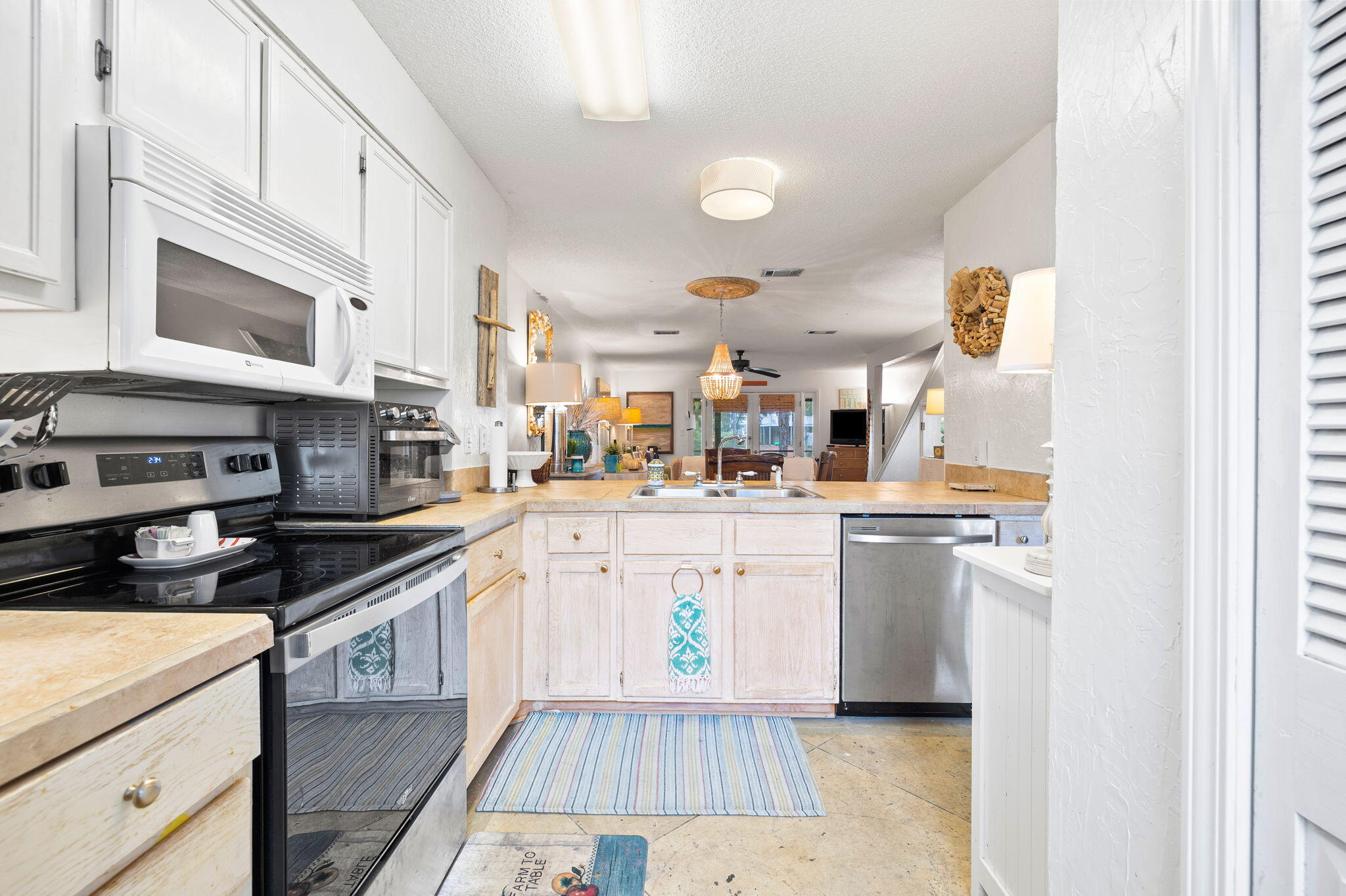 LAKEWOOD OF SEAGROVE BEACH - Residential
