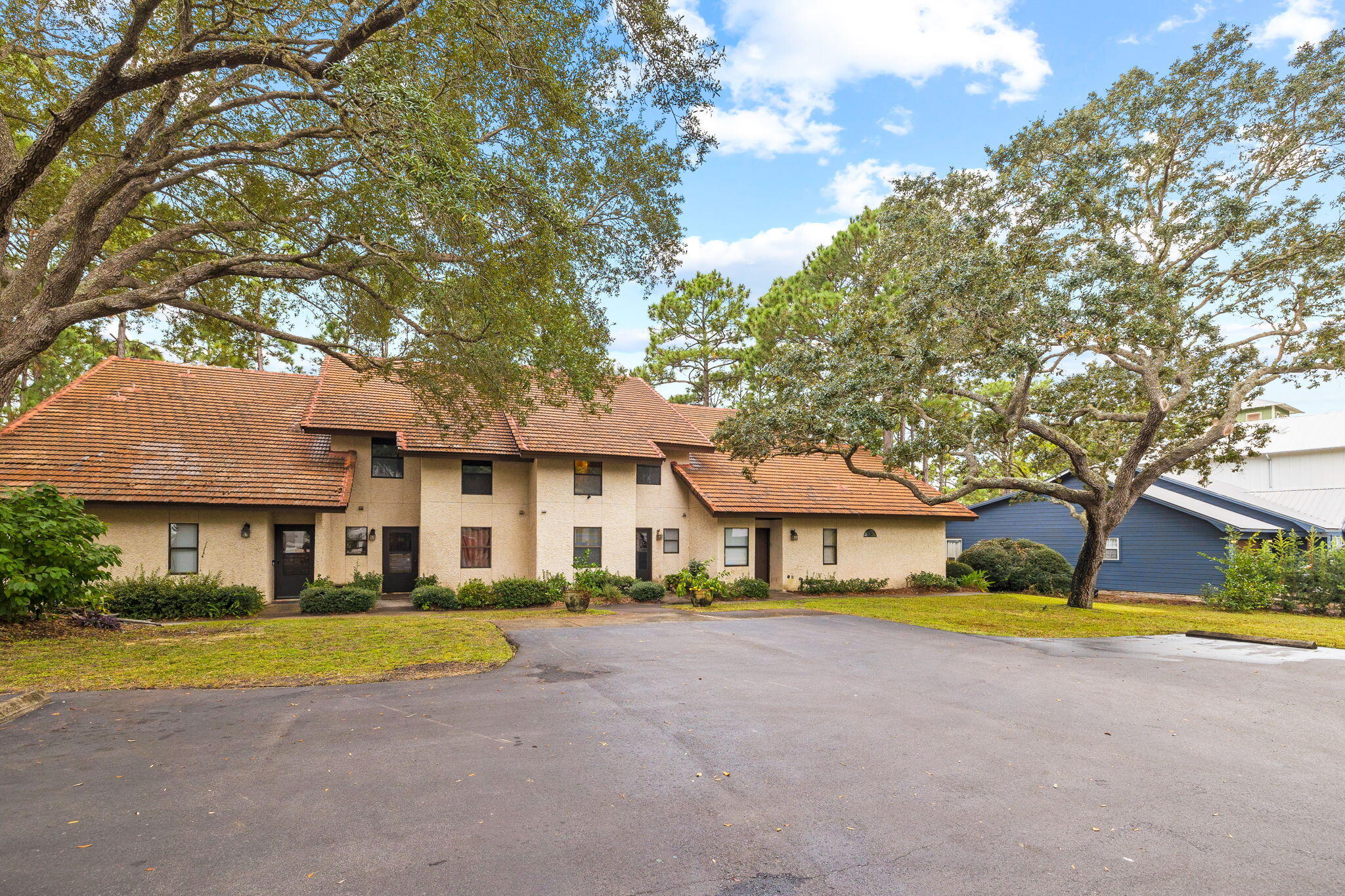 LAKEWOOD OF SEAGROVE BEACH - Residential