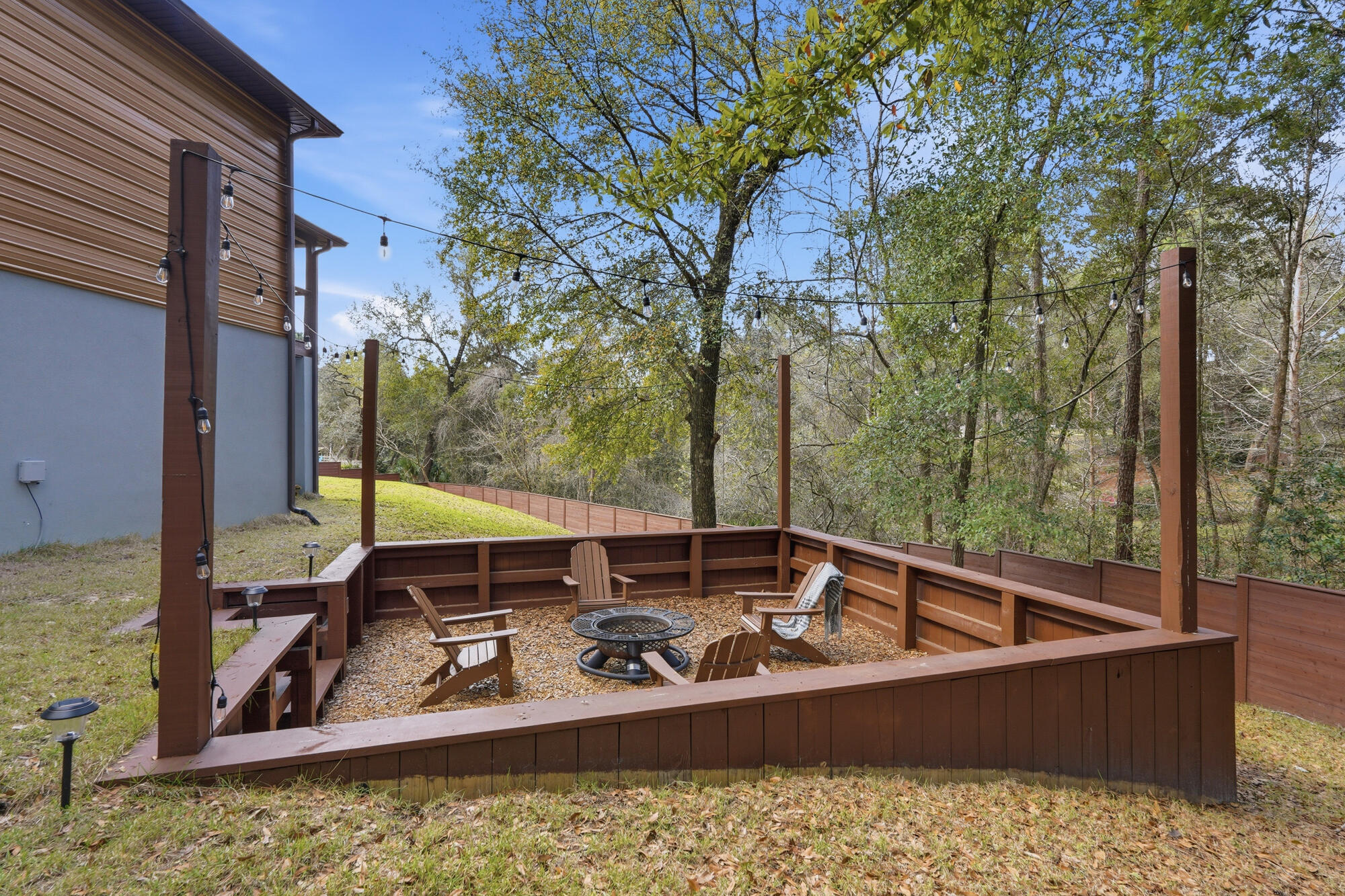 LE CHATEAU - Residential