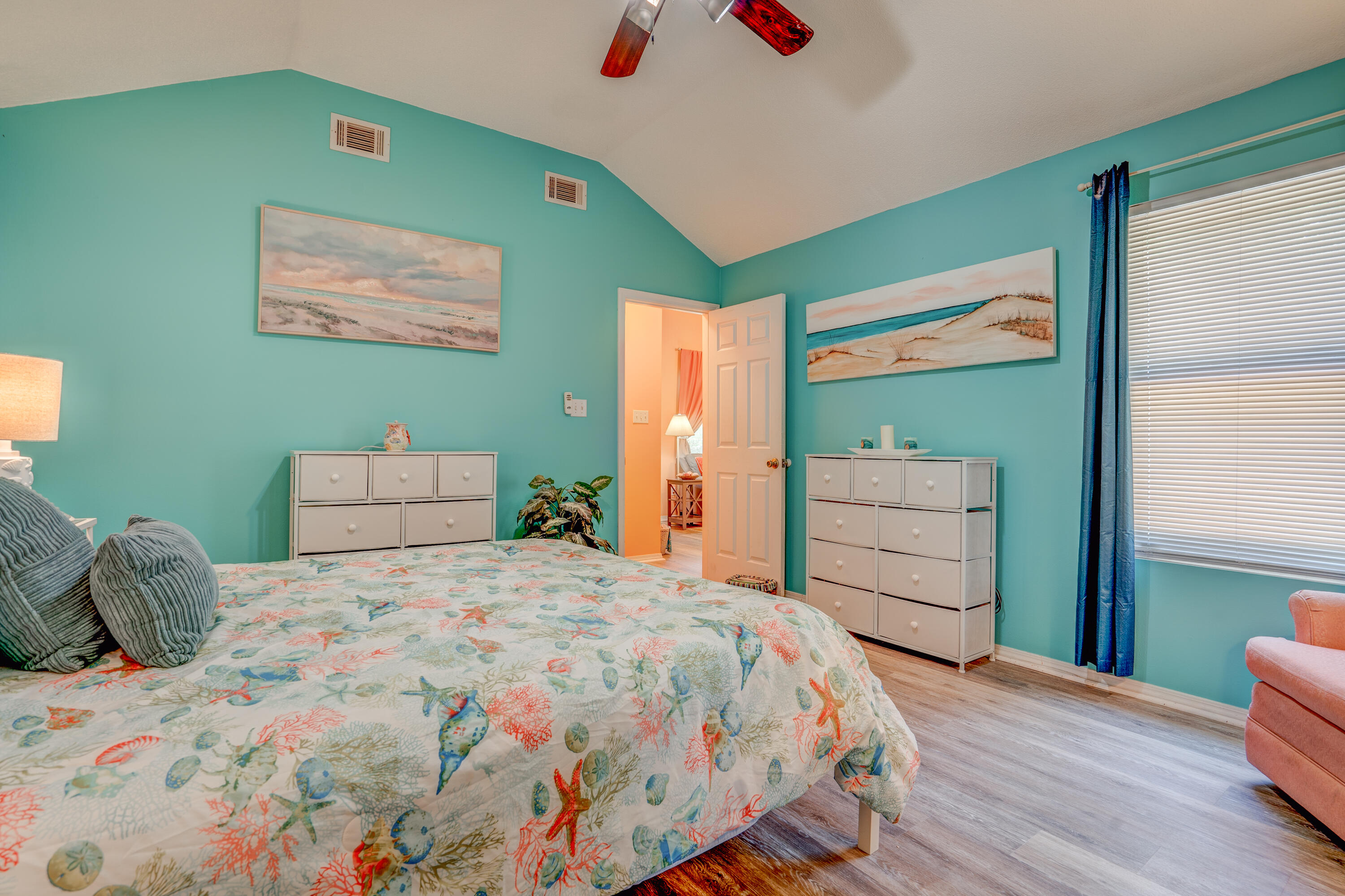 HOLLEY BY THE SEA - Residential