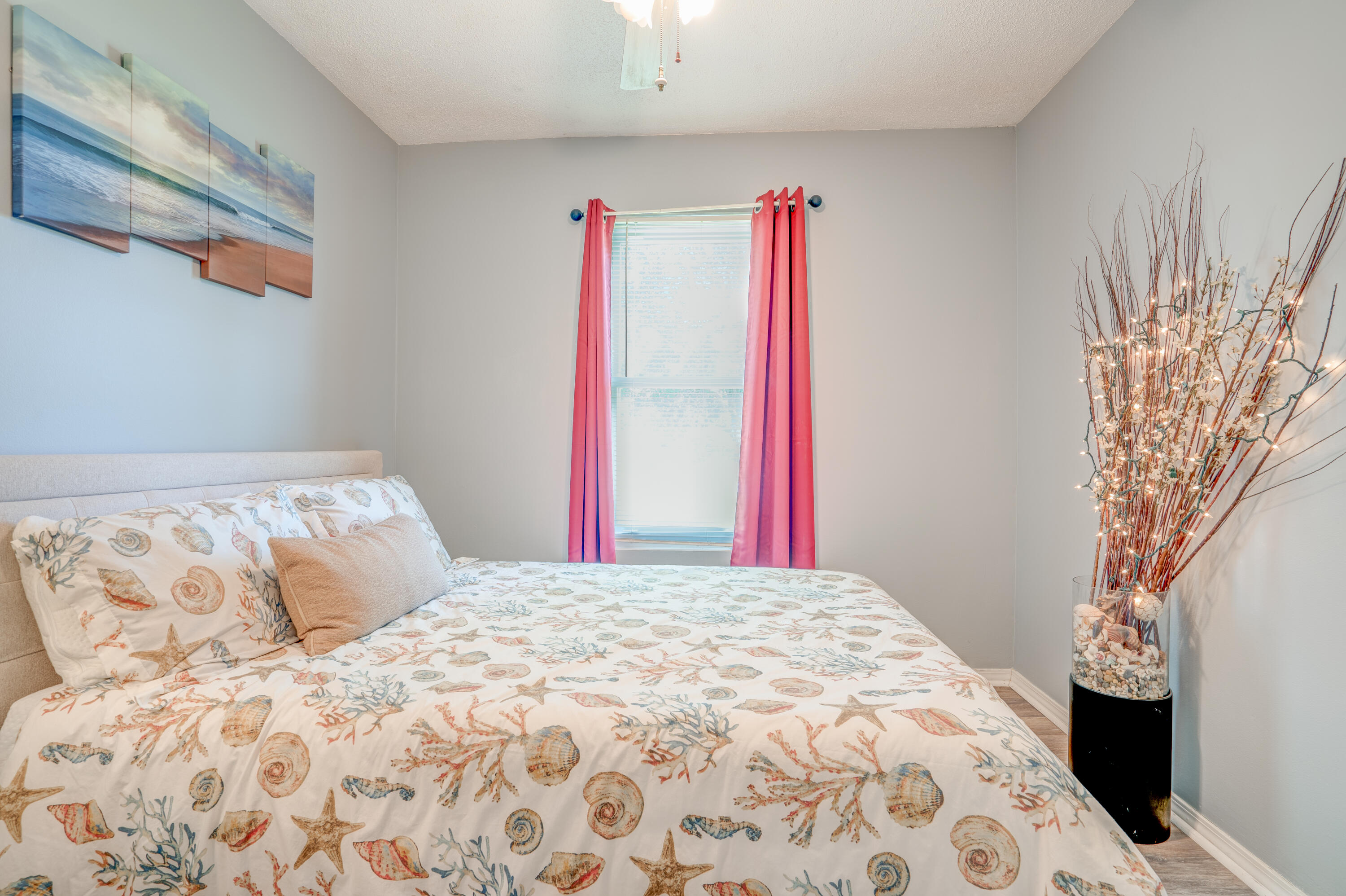 HOLLEY BY THE SEA - Residential