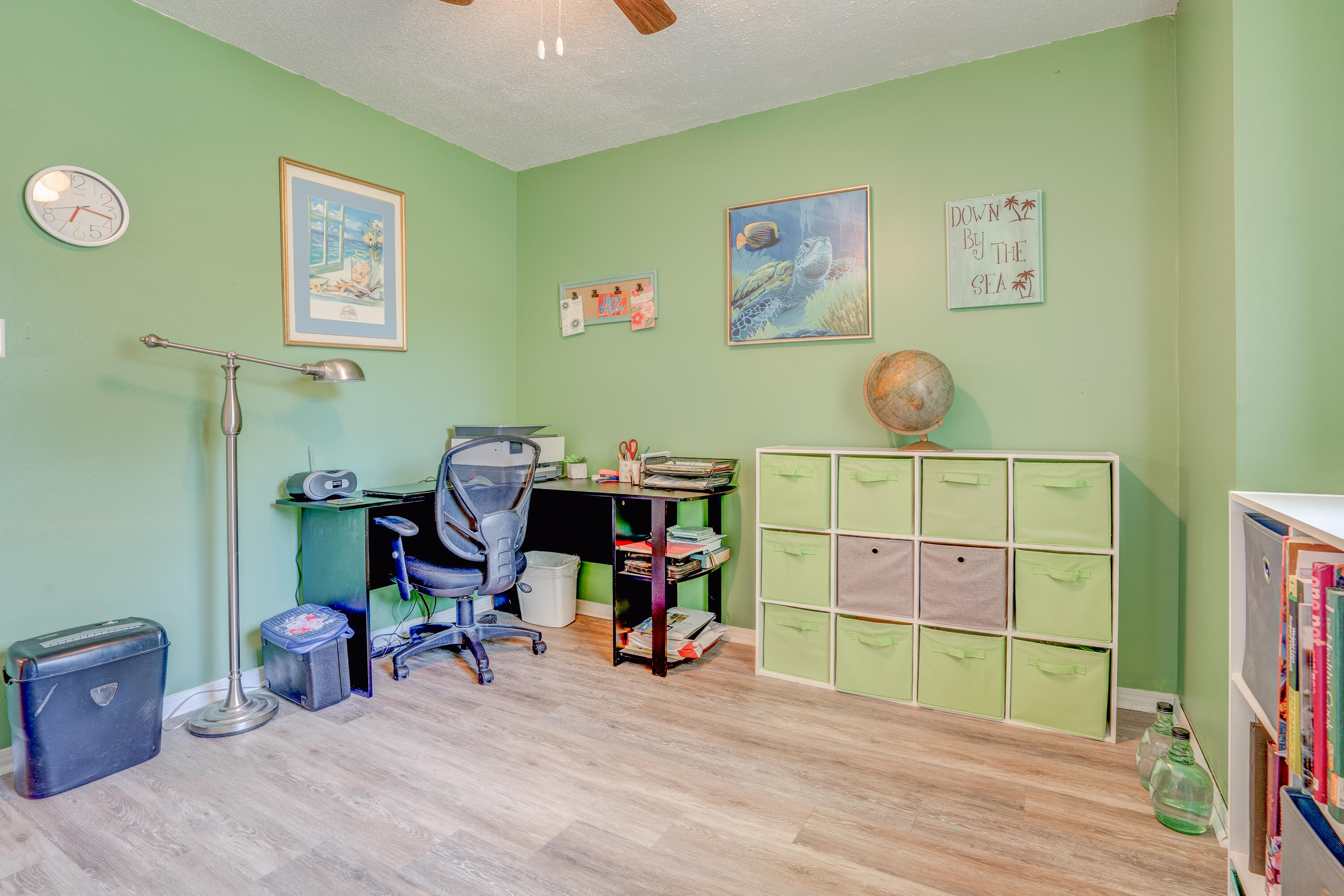 HOLLEY BY THE SEA - Residential