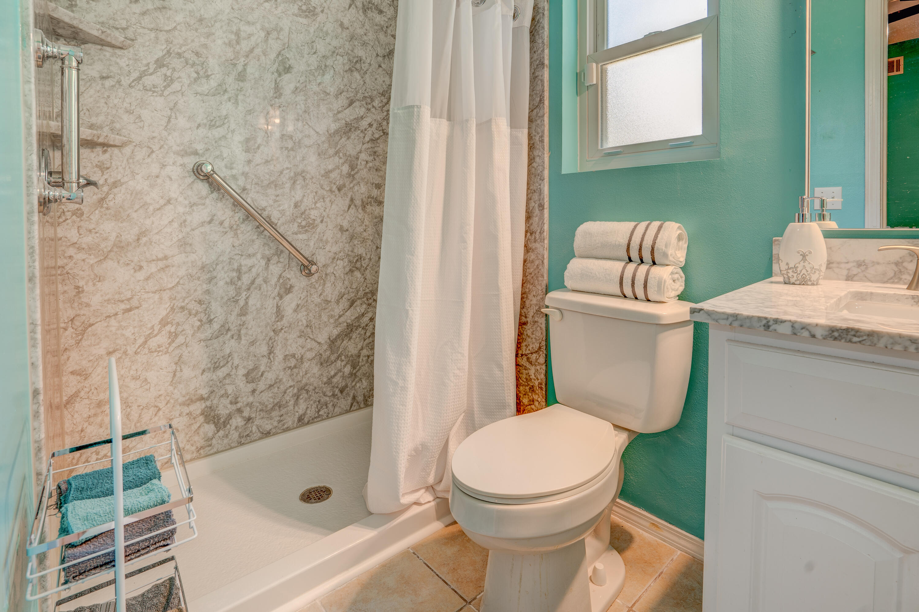 HOLLEY BY THE SEA - Residential