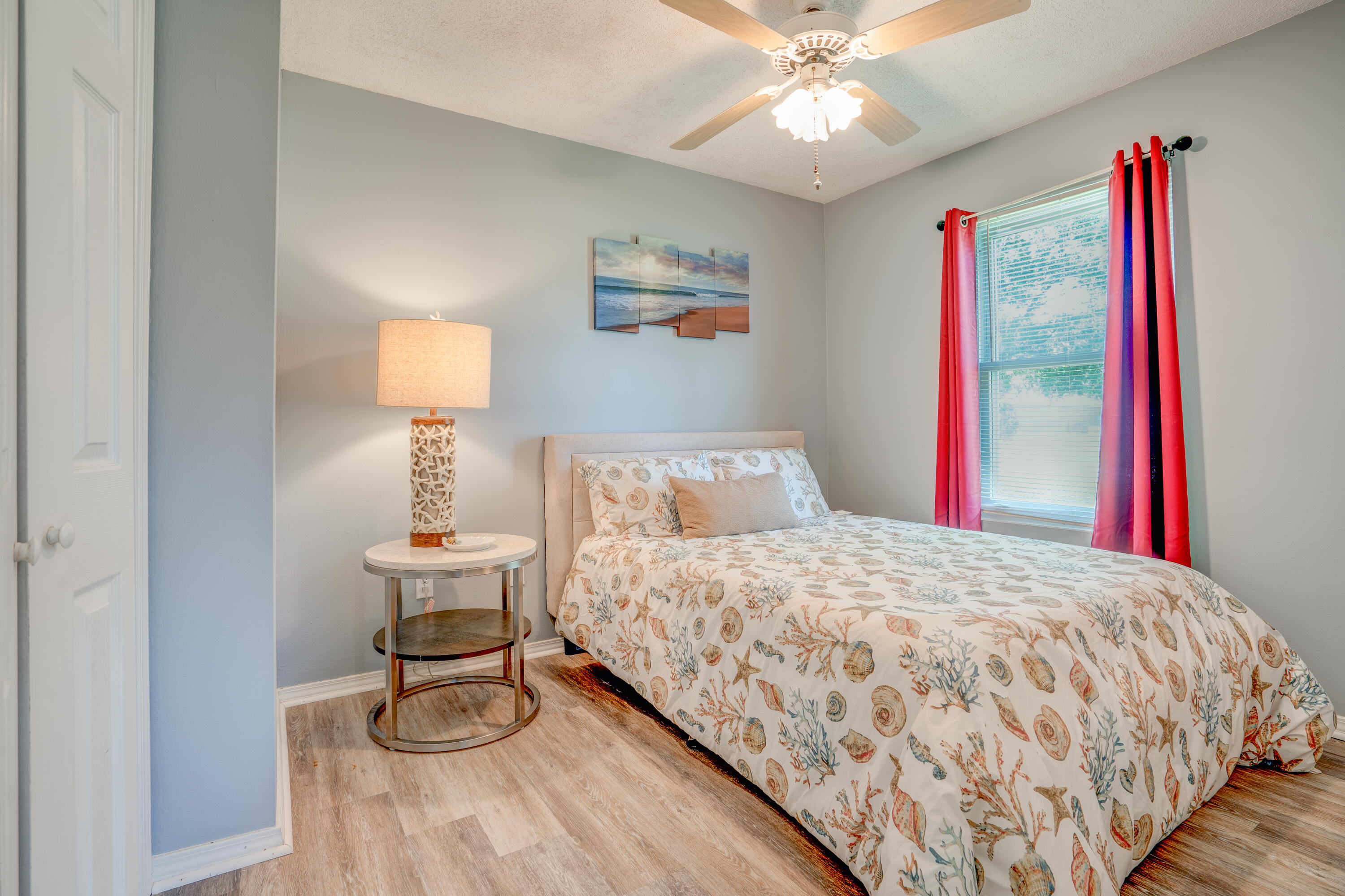 HOLLEY BY THE SEA - Residential