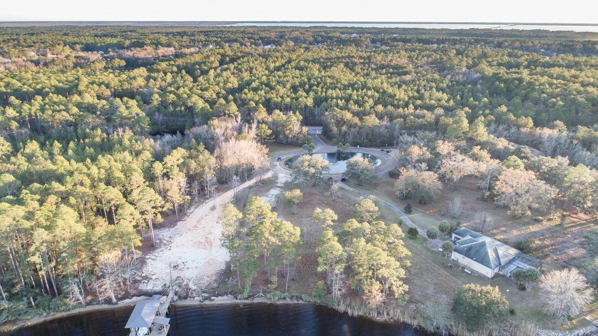 LAGRANGE COVE - Land