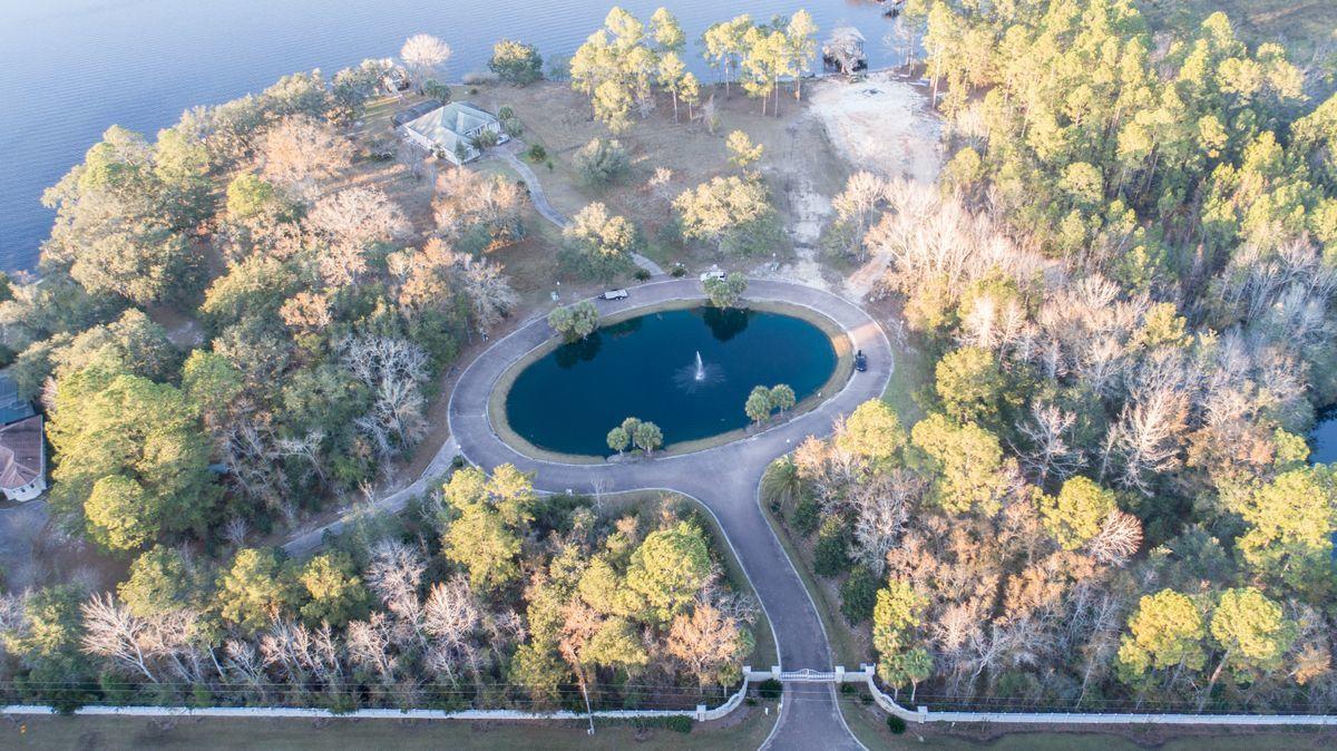 LAGRANGE COVE - Land