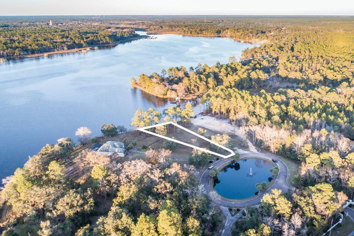 LAGRANGE COVE - Land