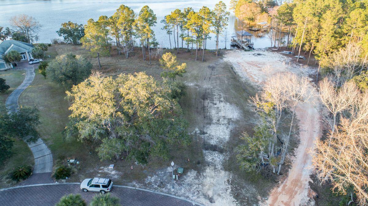 LAGRANGE COVE - Land