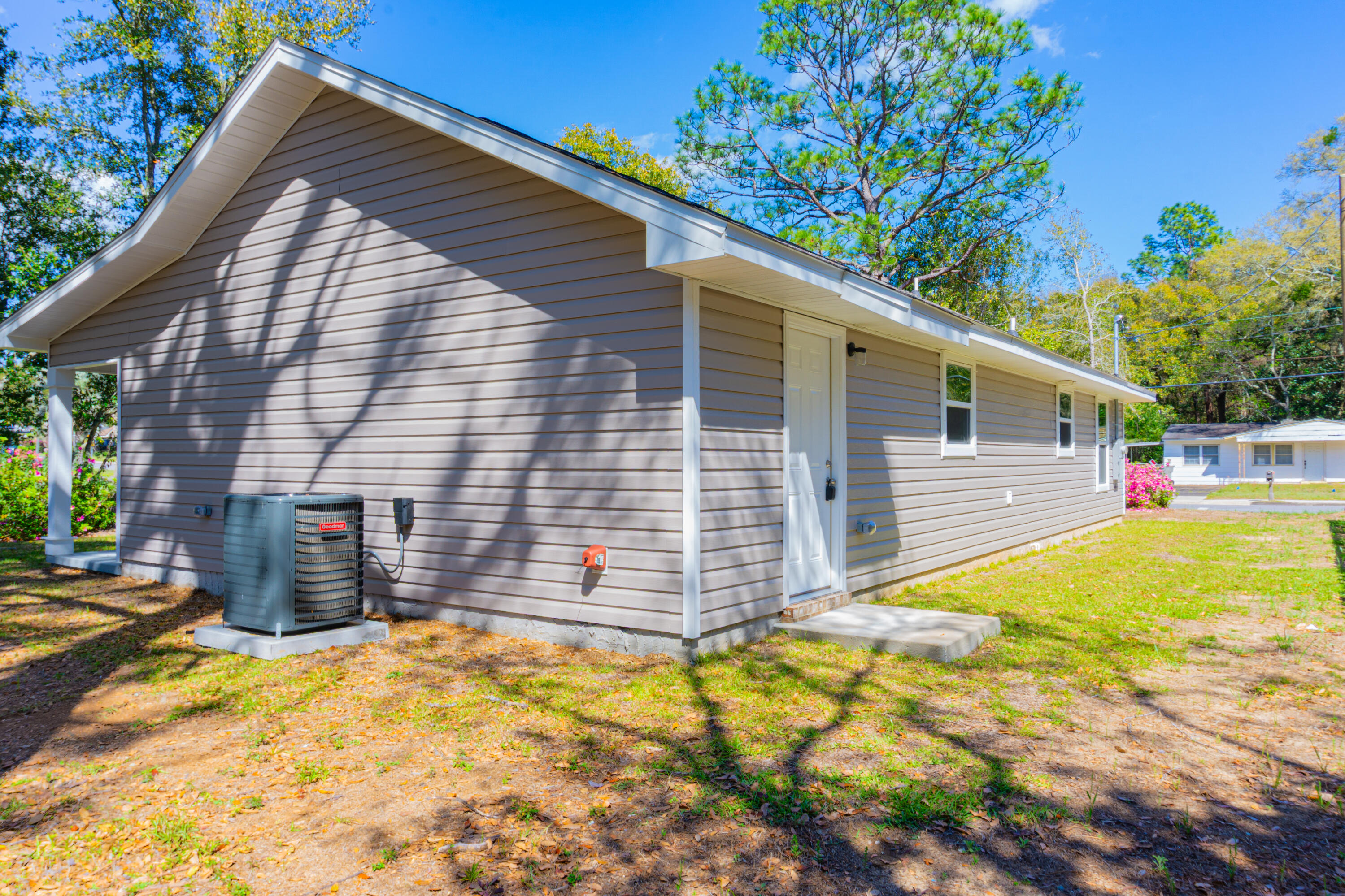 AVONDALE - Residential