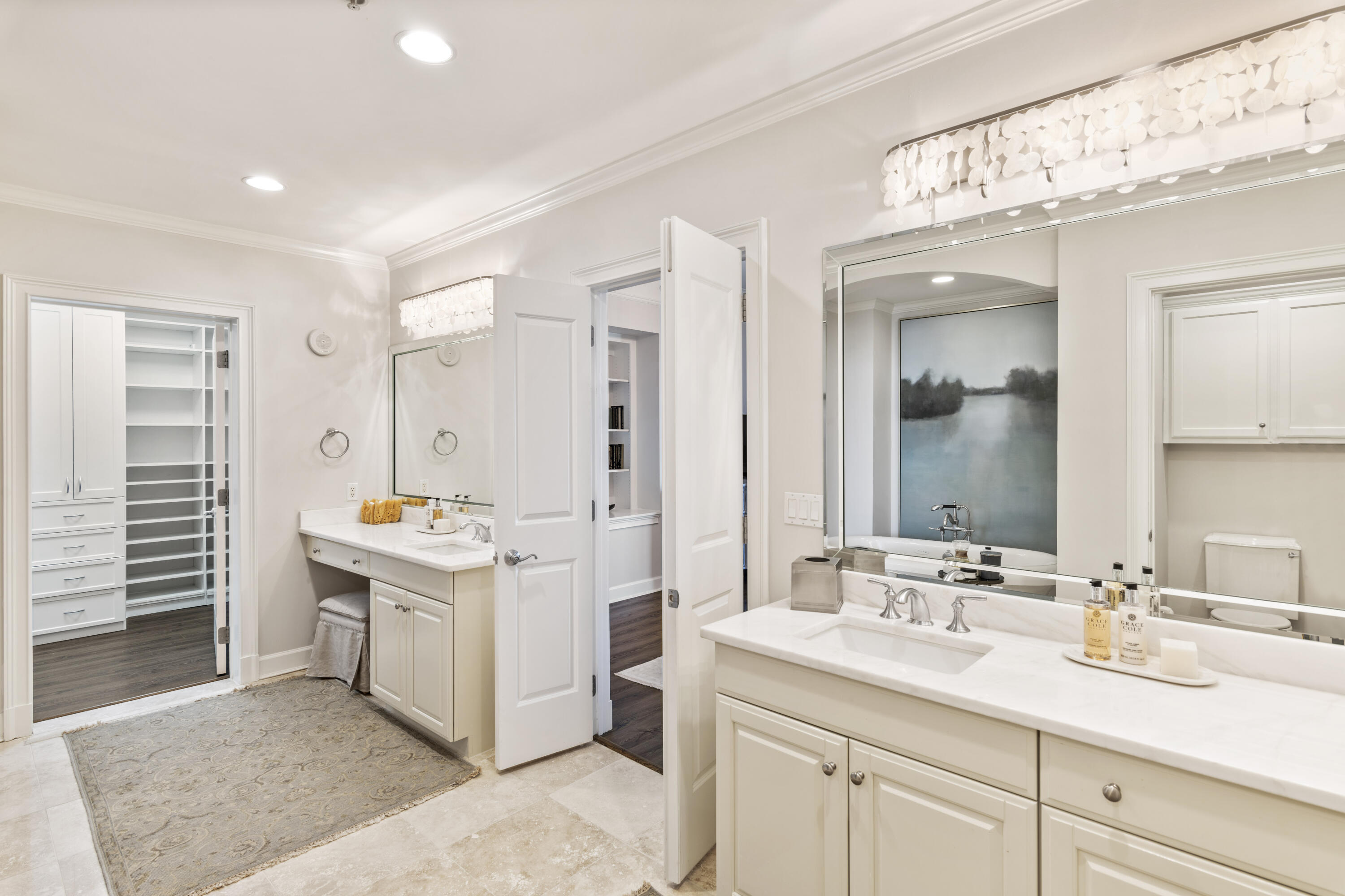 ONE WATER PLACE - Residential
