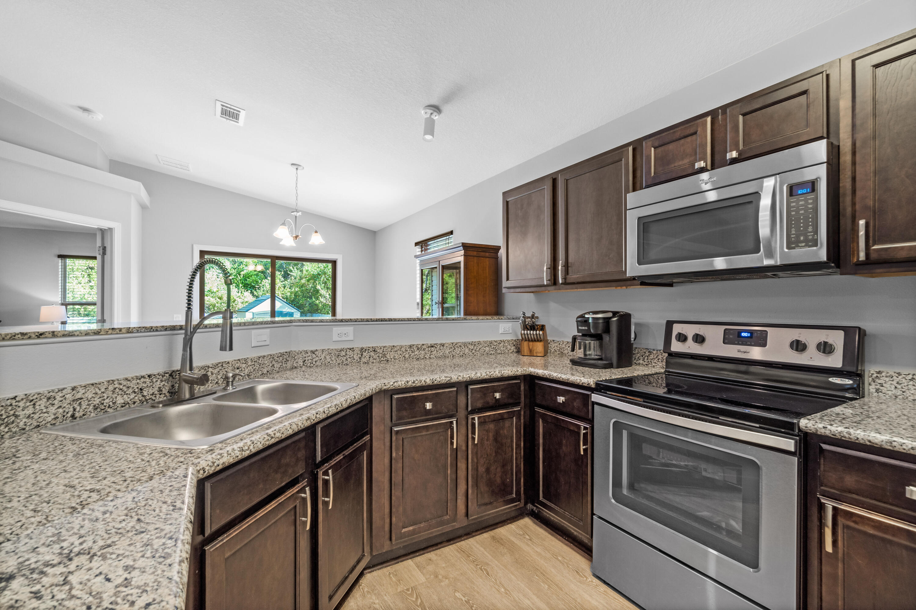 DUNCAN RIDGE - Residential