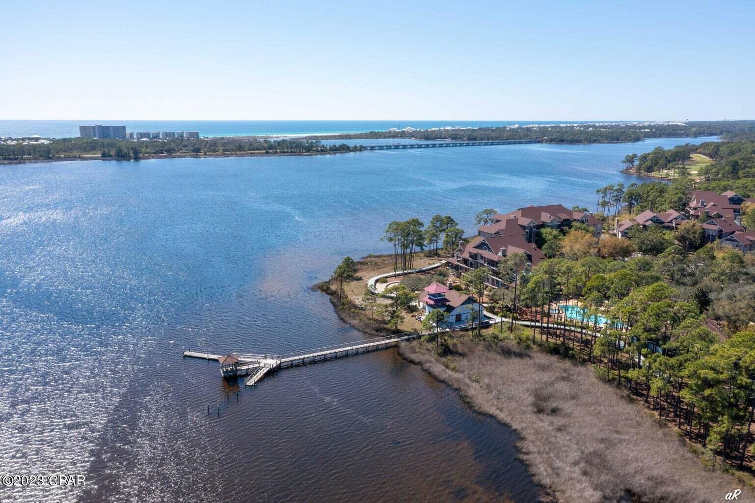 LAKESIDE LODGE AT PROSPECT POINT - Residential