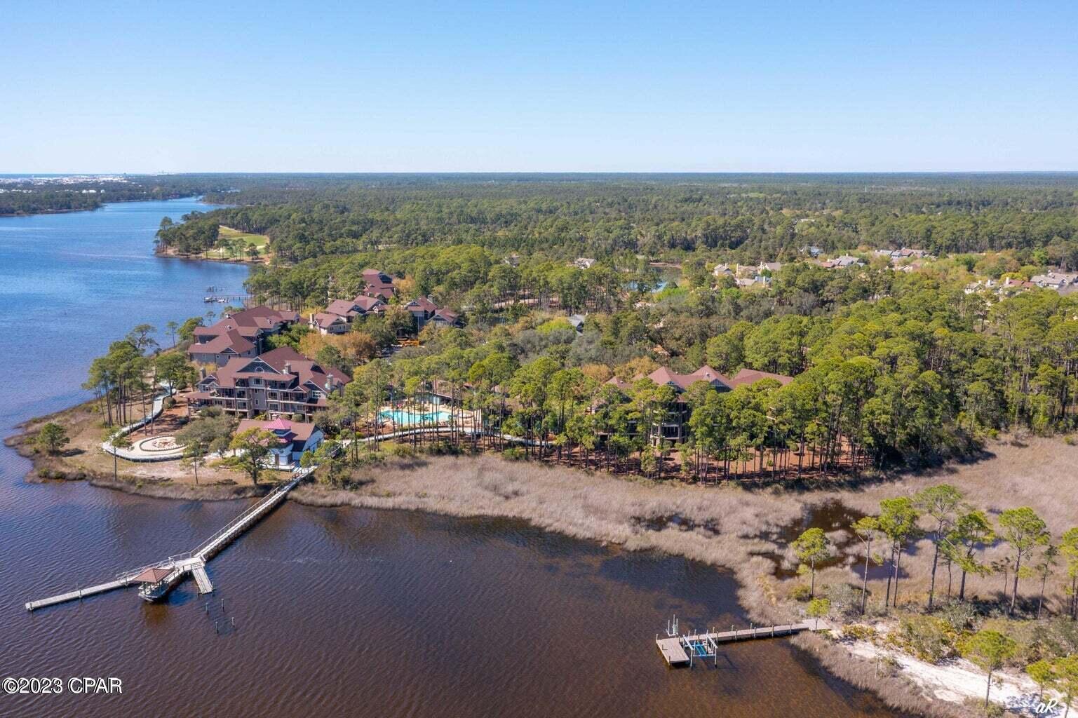LAKESIDE LODGE AT PROSPECT POINT - Residential