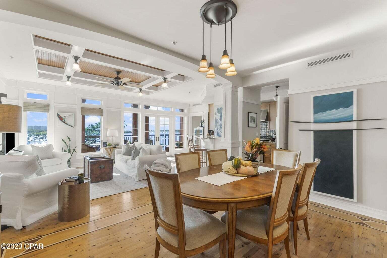 LAKESIDE LODGE AT PROSPECT POINT - Residential