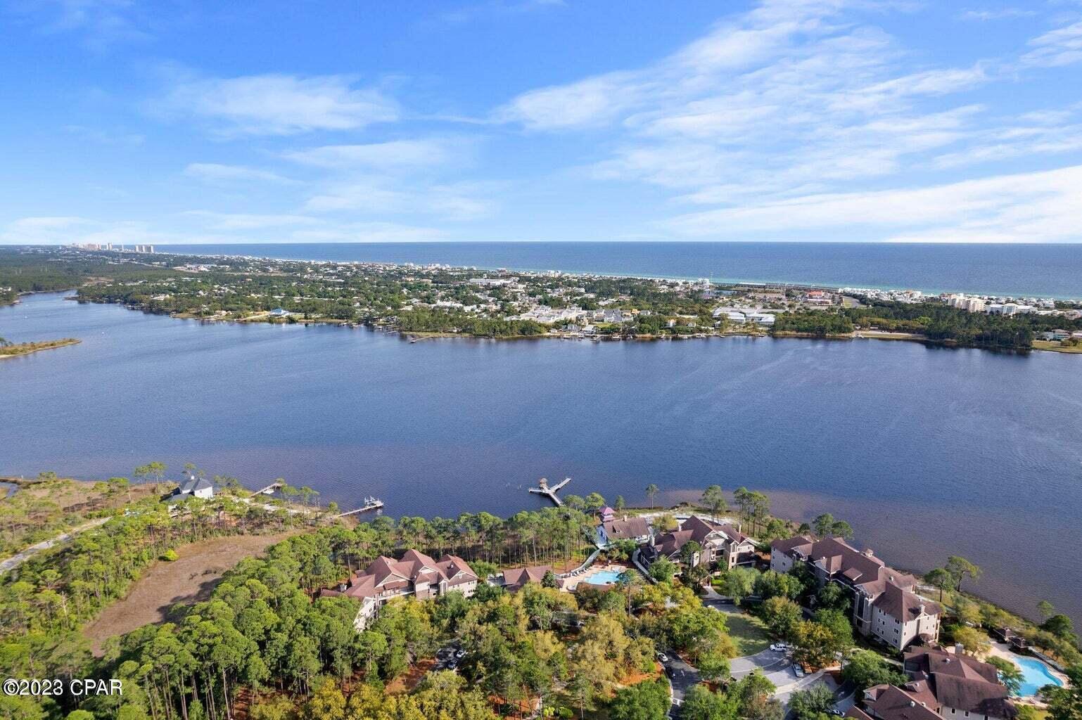 LAKESIDE LODGE AT PROSPECT POINT - Residential