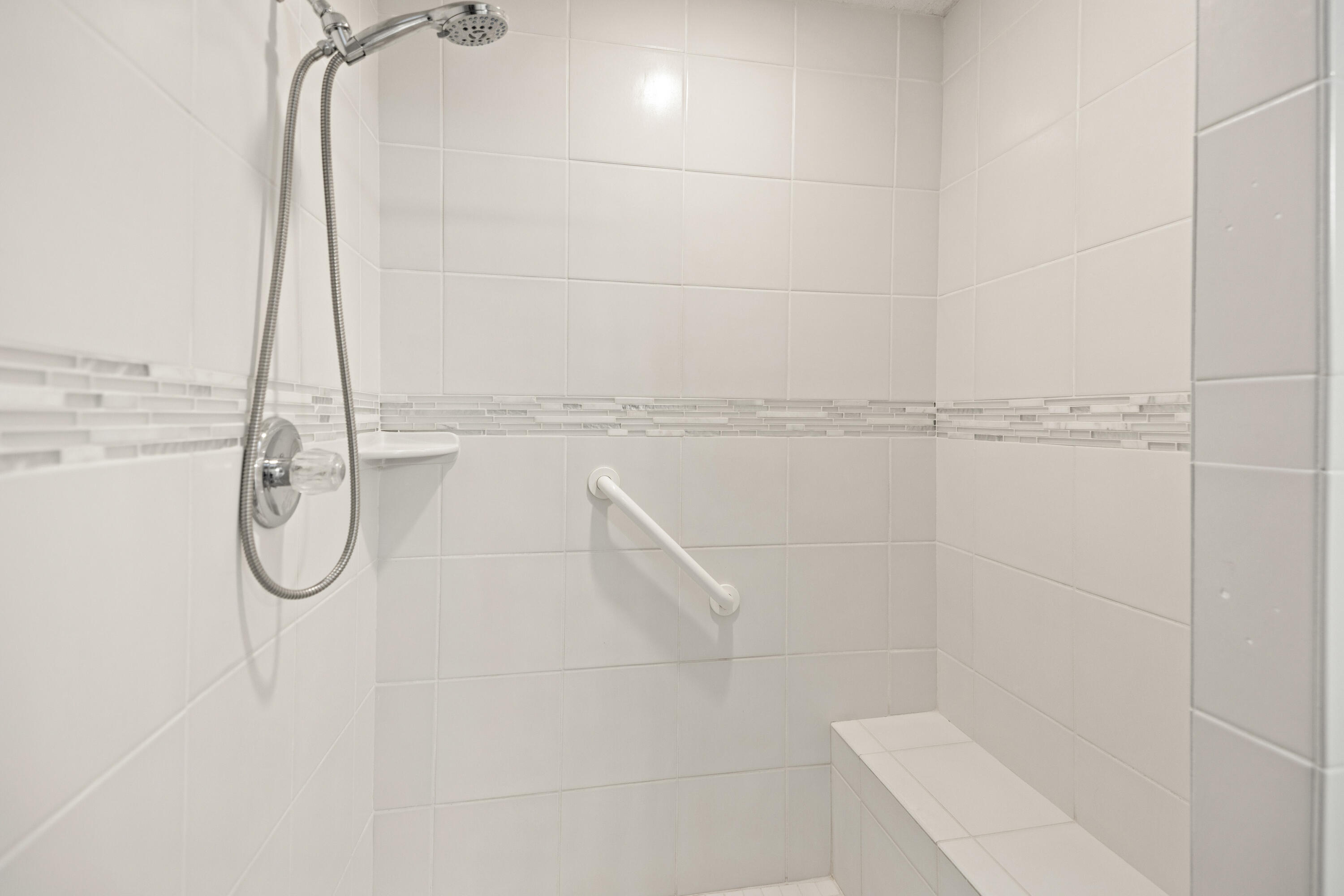 GLENEAGLES GREEN BLUEWATER BAY - Residential