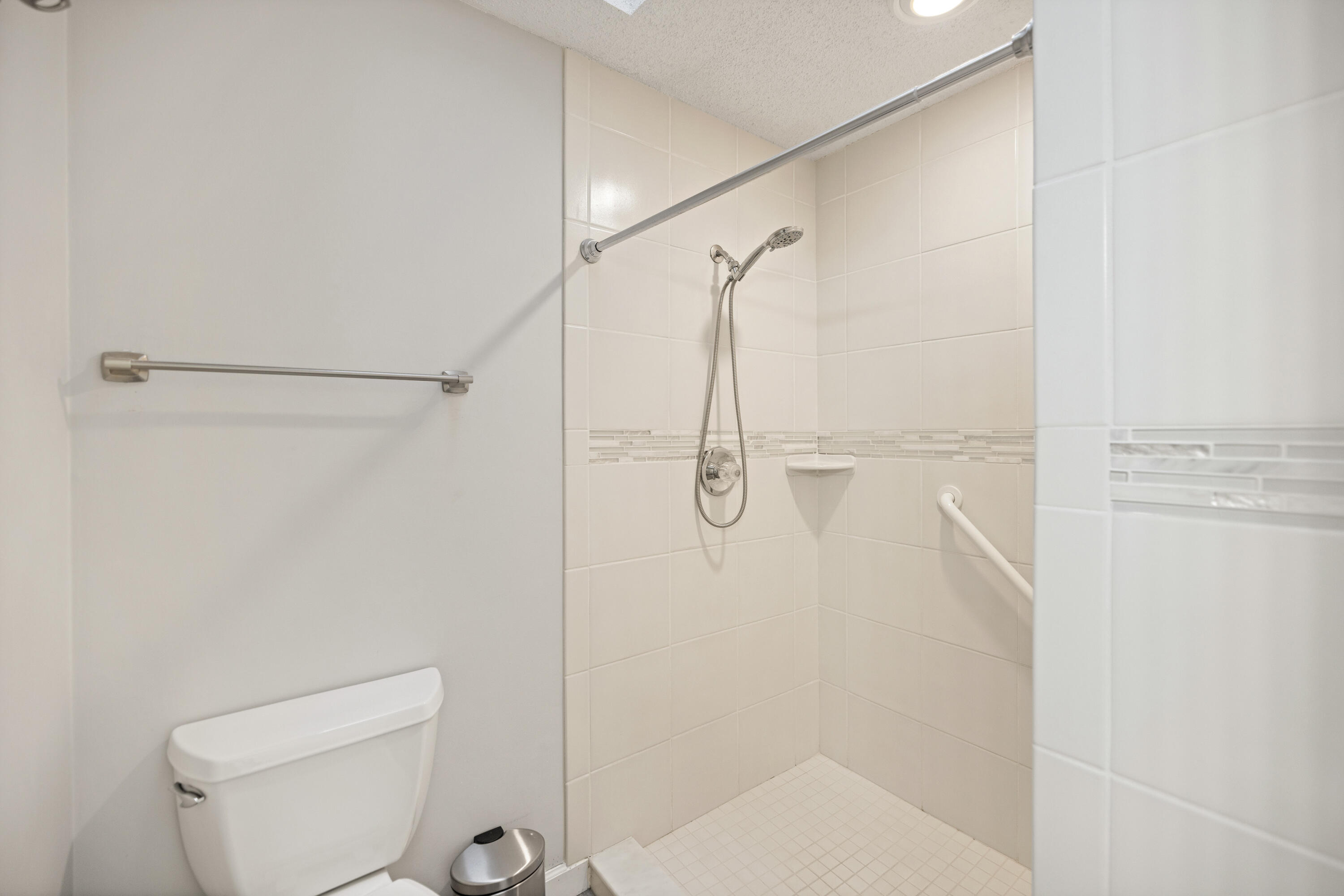 GLENEAGLES GREEN BLUEWATER BAY - Residential
