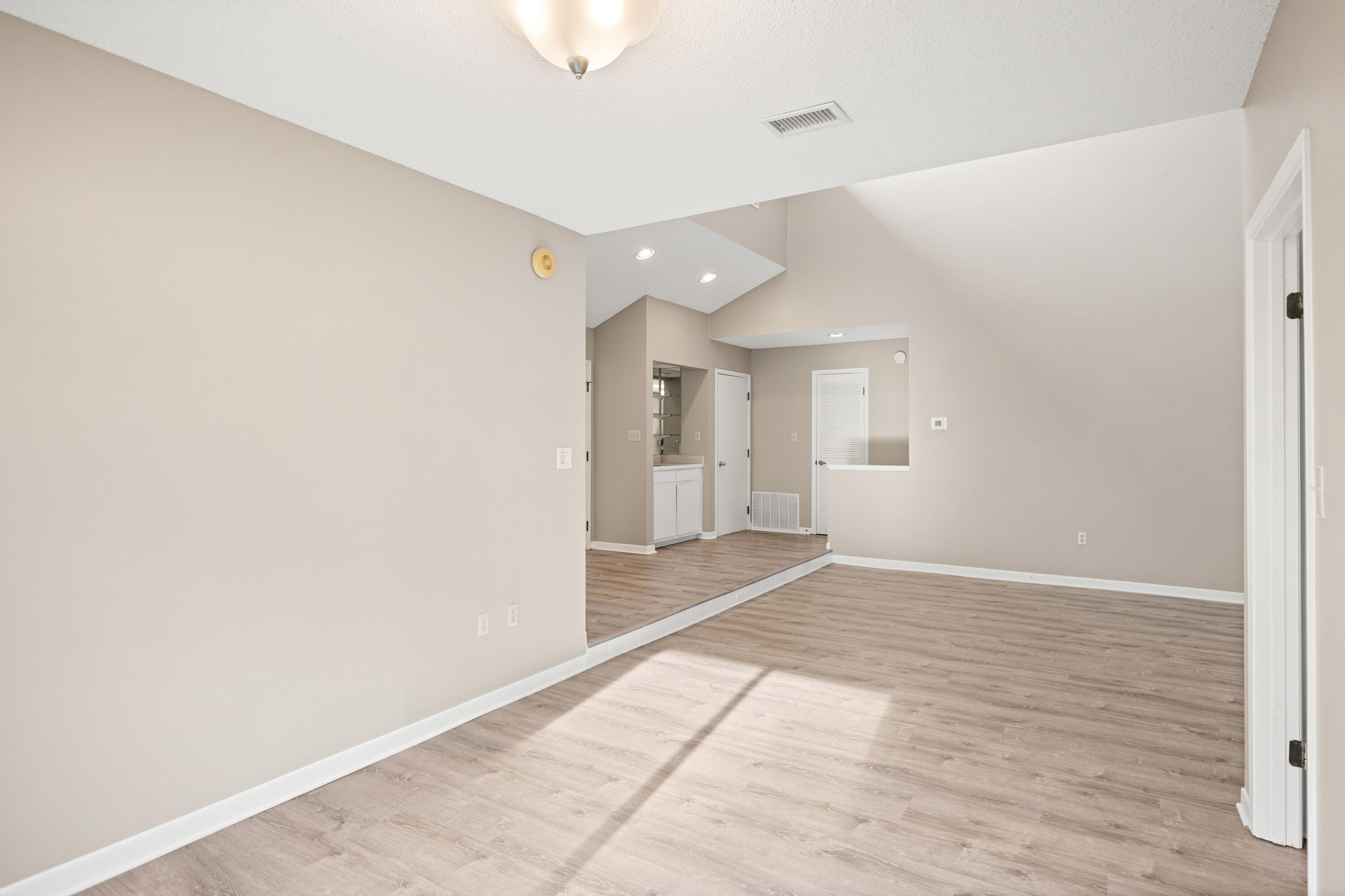 GLENEAGLES GREEN BLUEWATER BAY - Residential