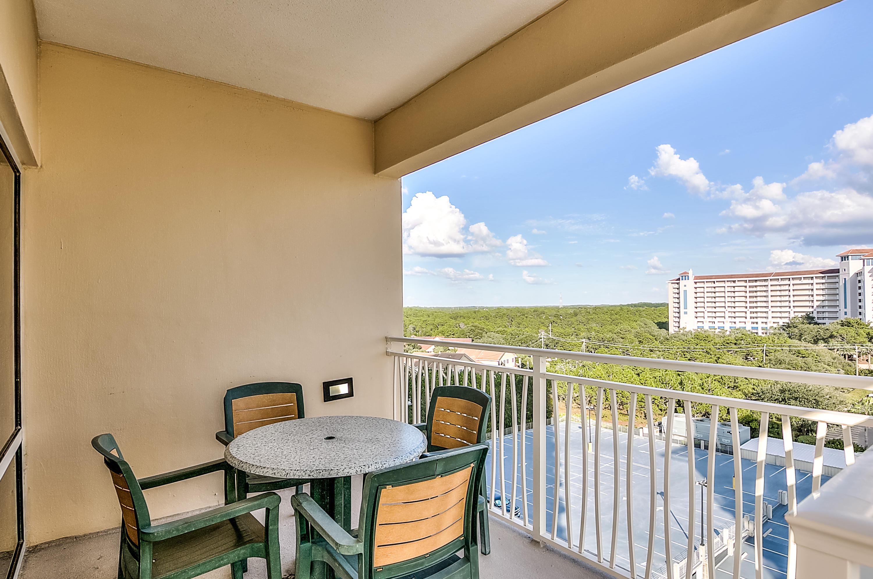 LUAU I - Residential