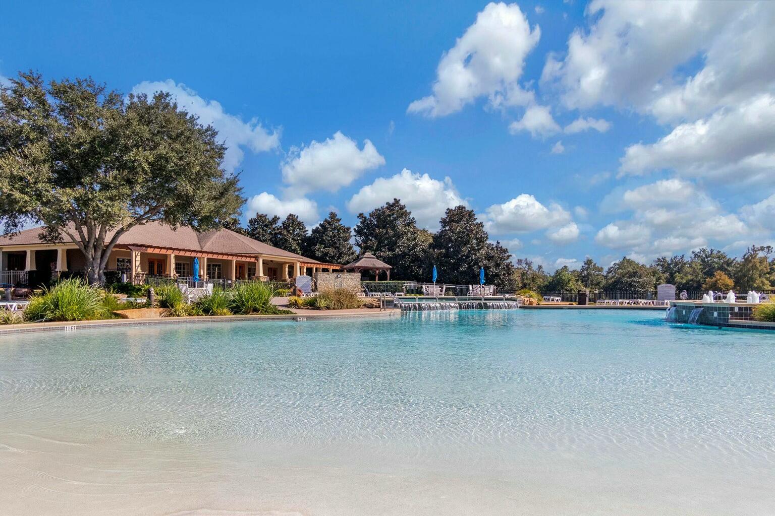 HAMMOCK BAY - Residential
