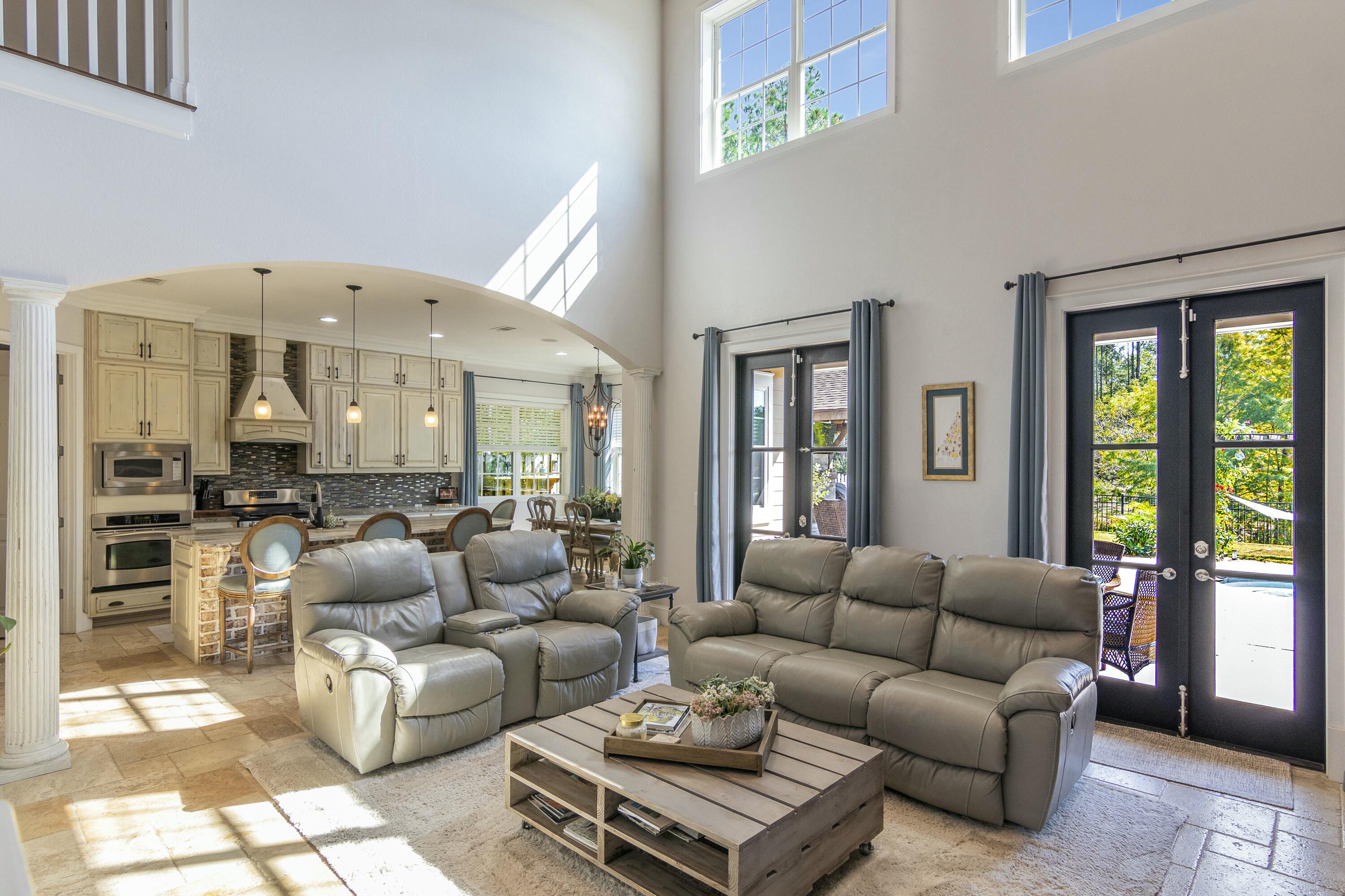 HAMMOCK BAY - Residential