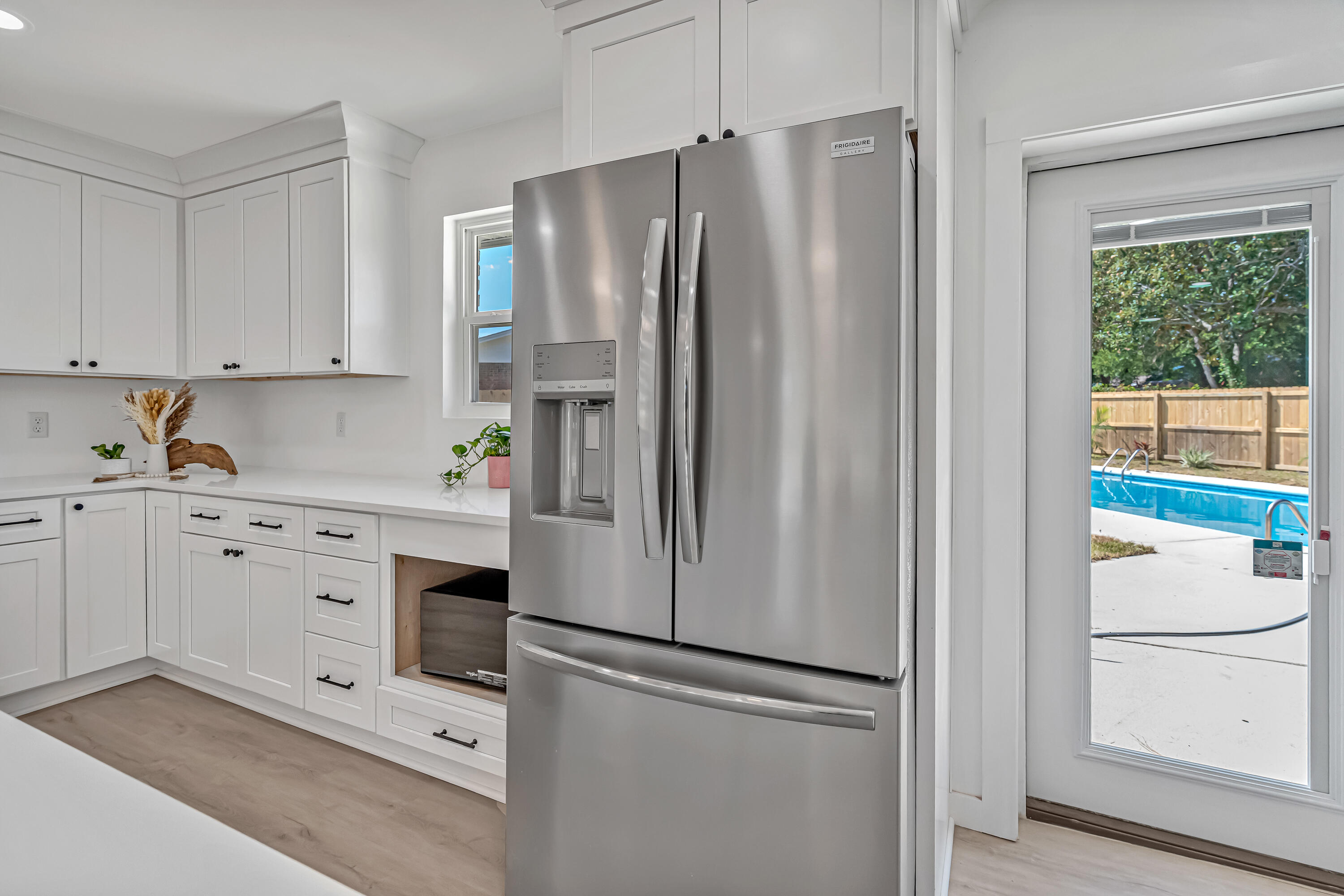 MIRAMAR ESTATES 3RD ADDN - Residential