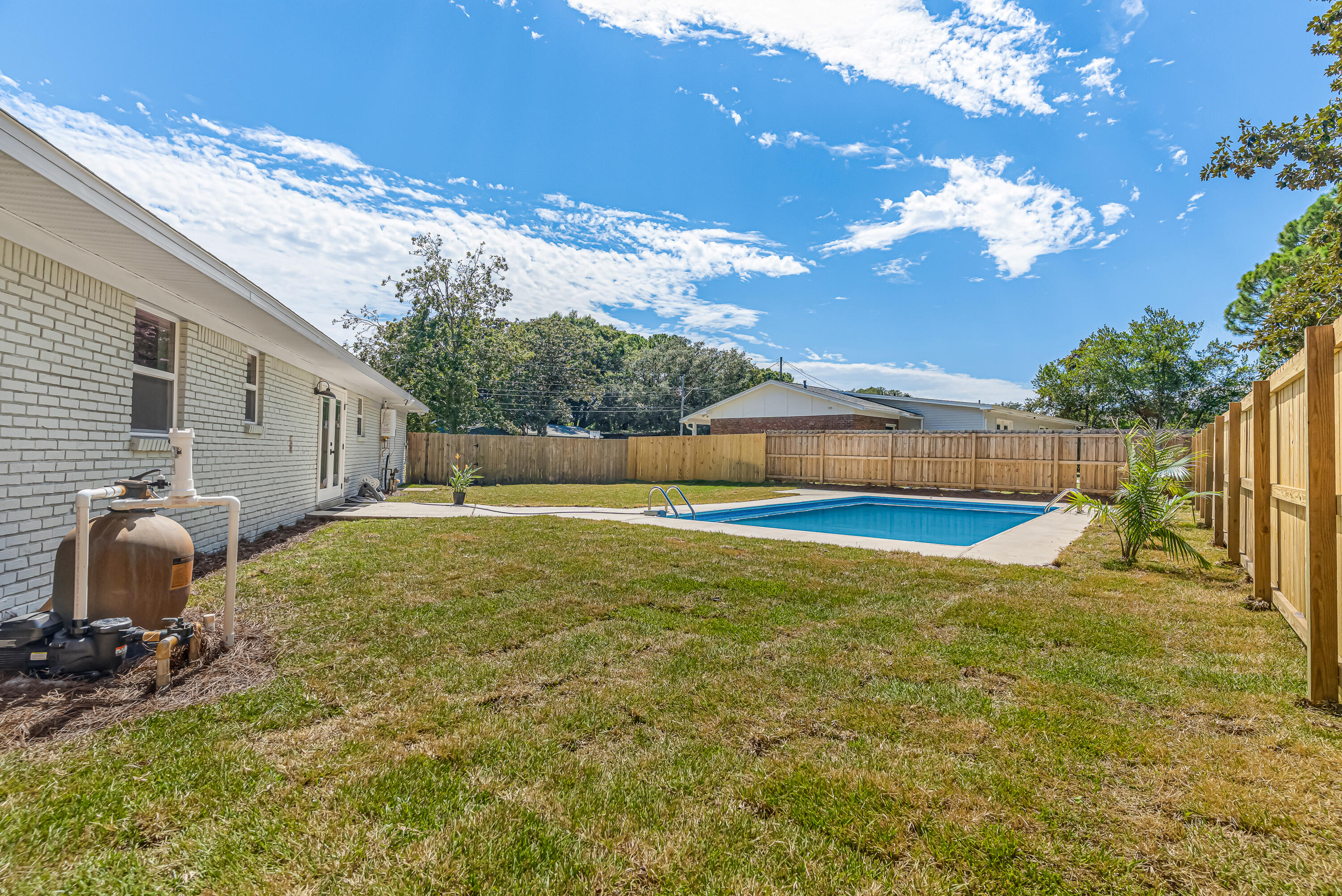 MIRAMAR ESTATES 3RD ADDN - Residential