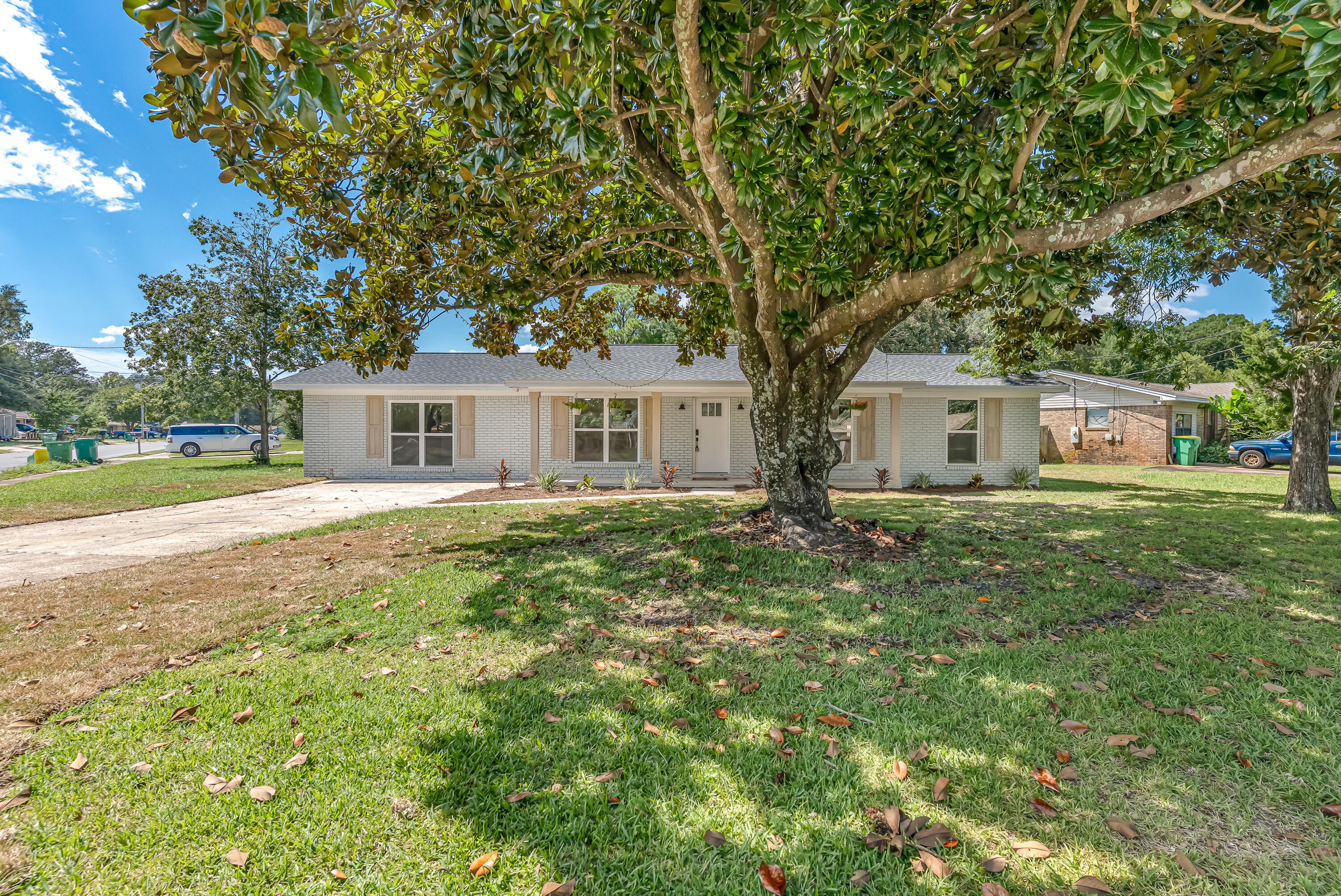 MIRAMAR ESTATES 3RD ADDN - Residential