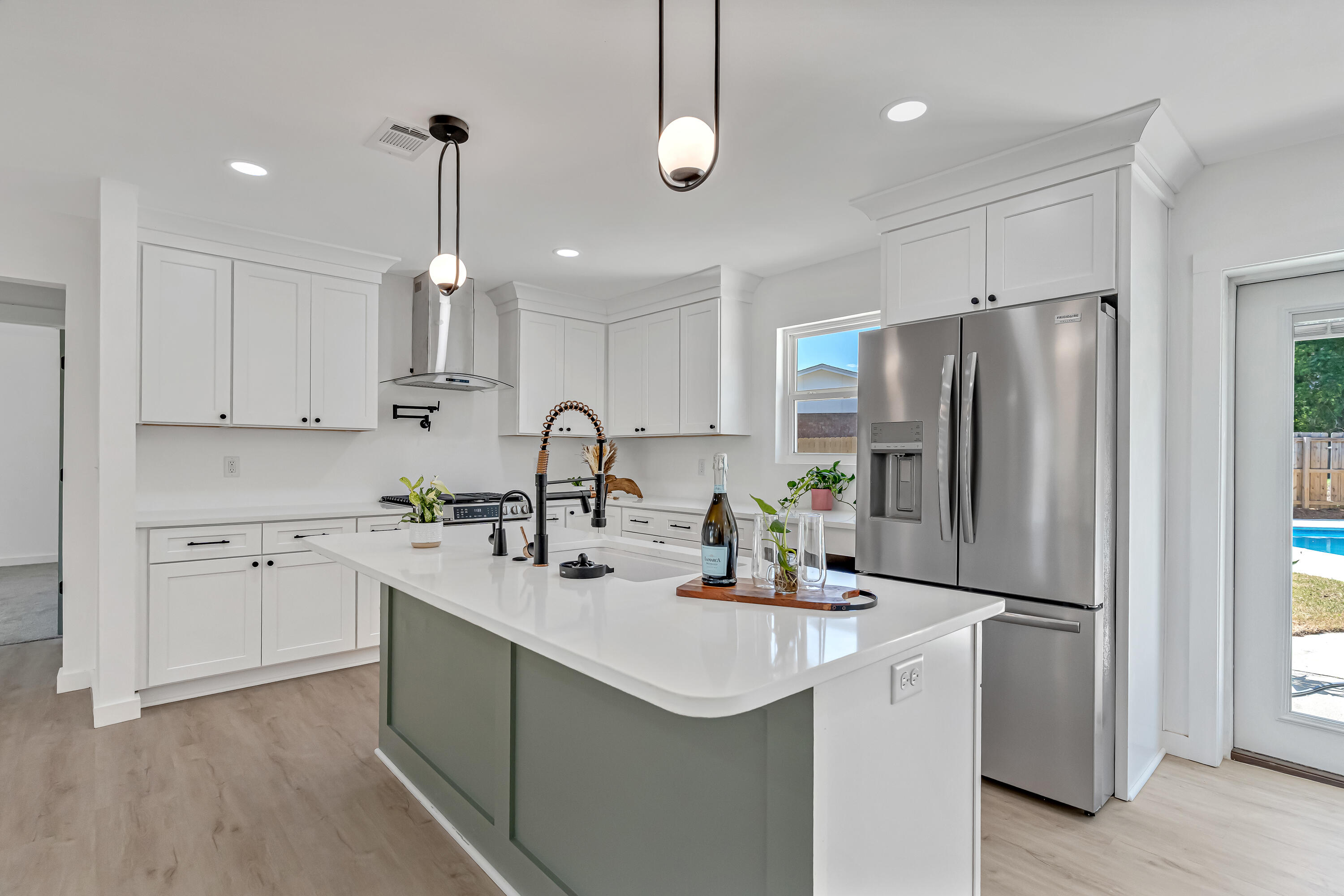 MIRAMAR ESTATES 3RD ADDN - Residential