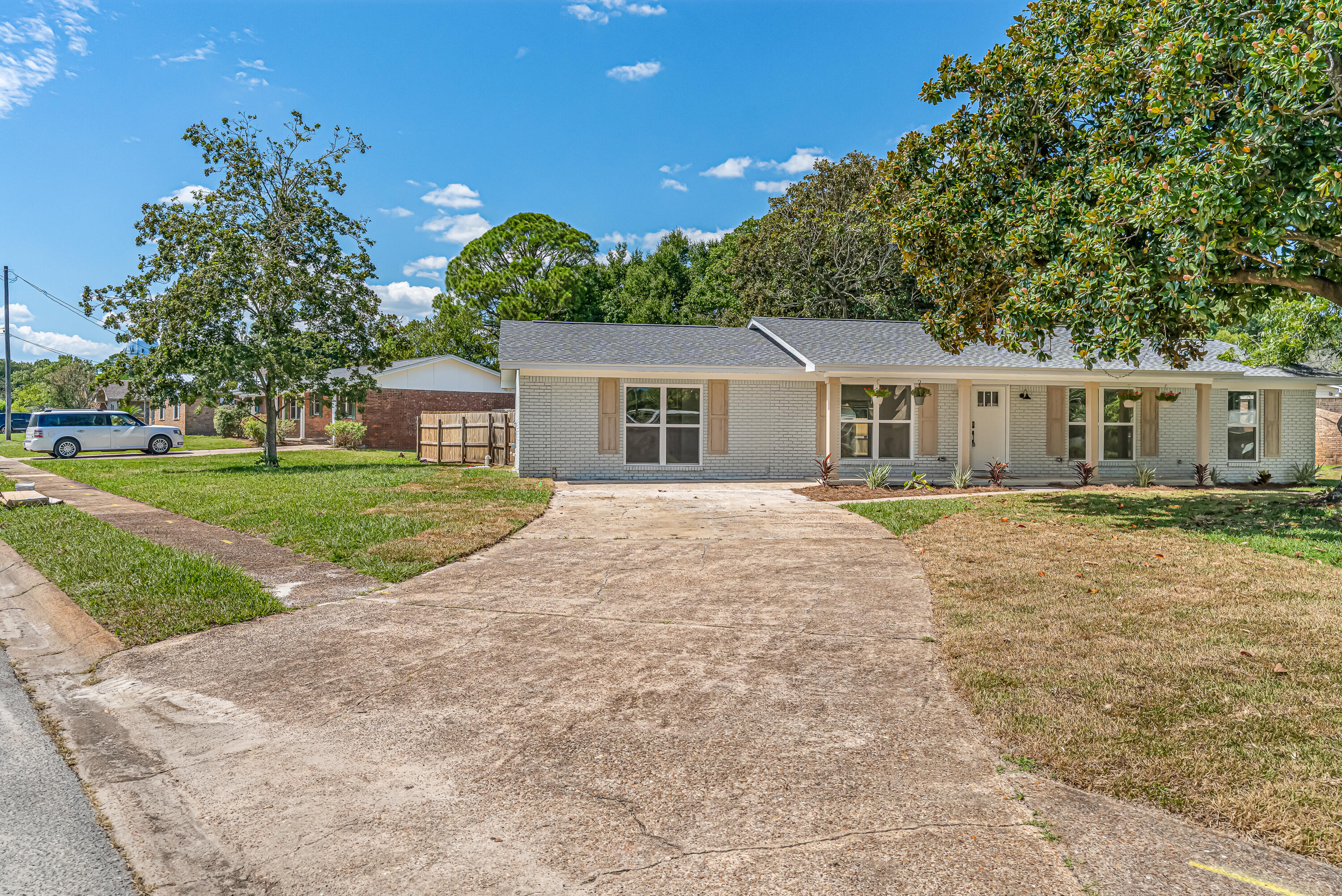 MIRAMAR ESTATES 3RD ADDN - Residential