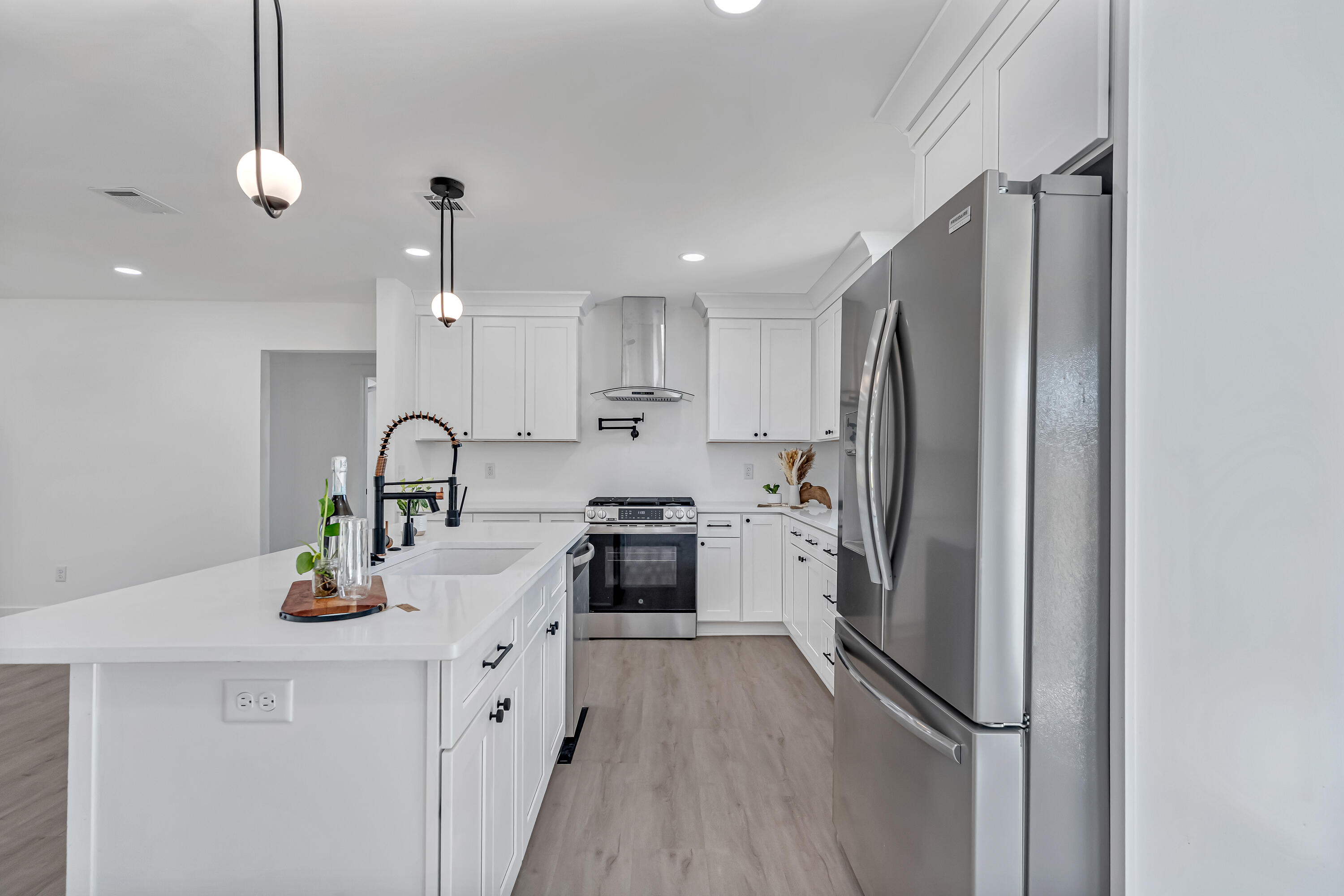 MIRAMAR ESTATES 3RD ADDN - Residential