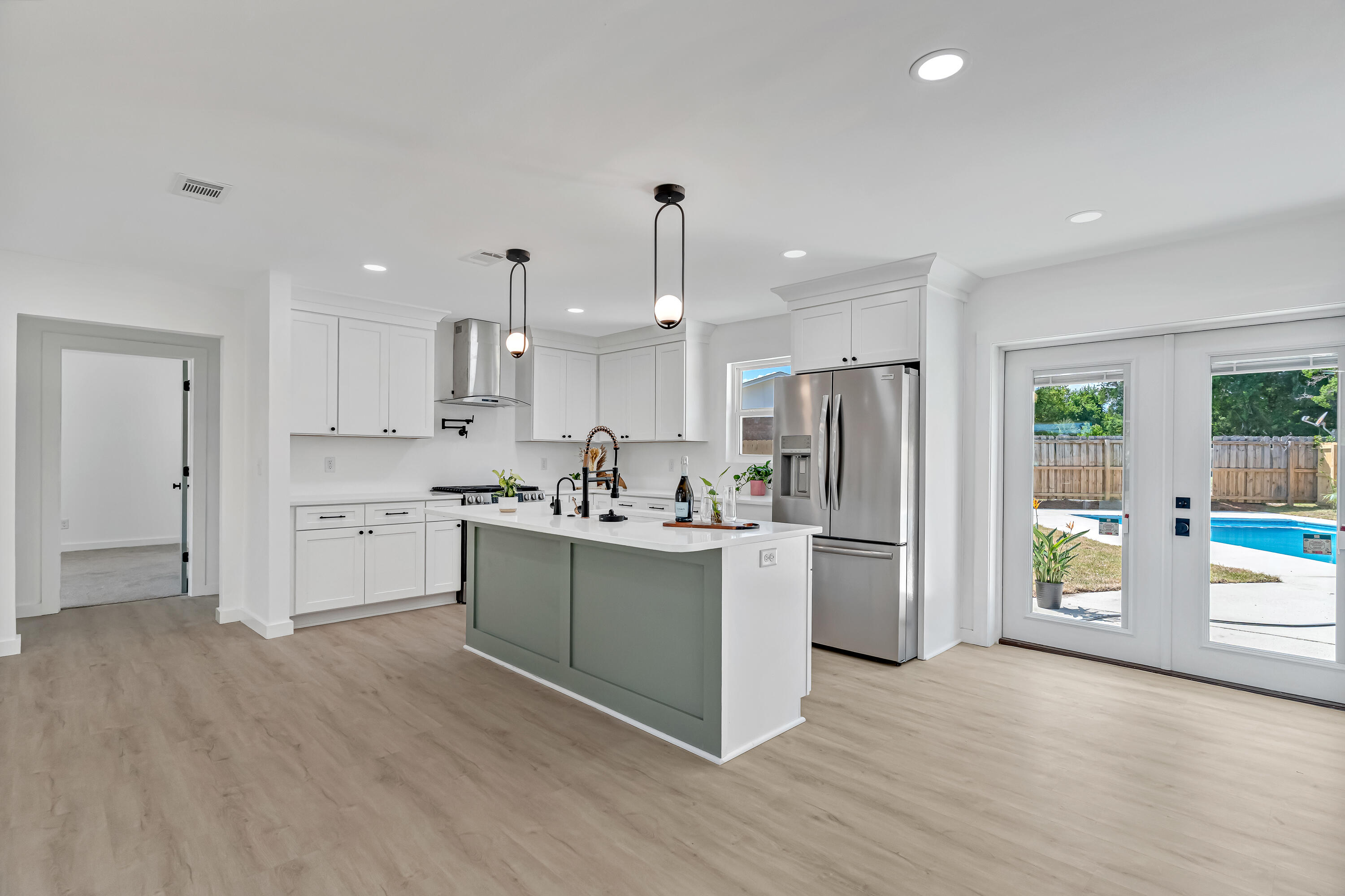 MIRAMAR ESTATES 3RD ADDN - Residential